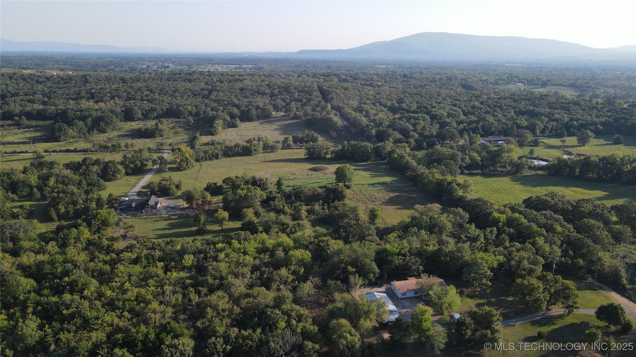 23760 210th Avenue Property Photo 3