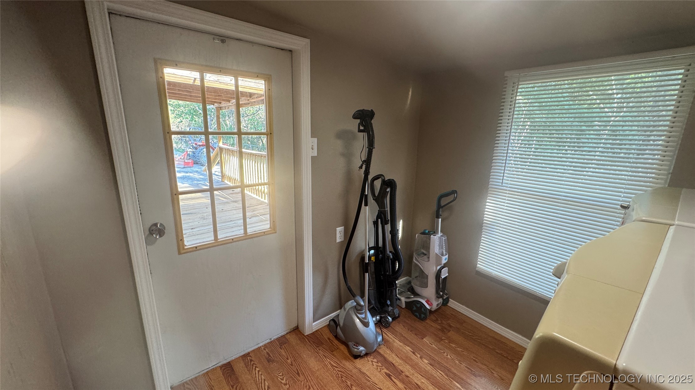 23760 210th Avenue Property Photo 38