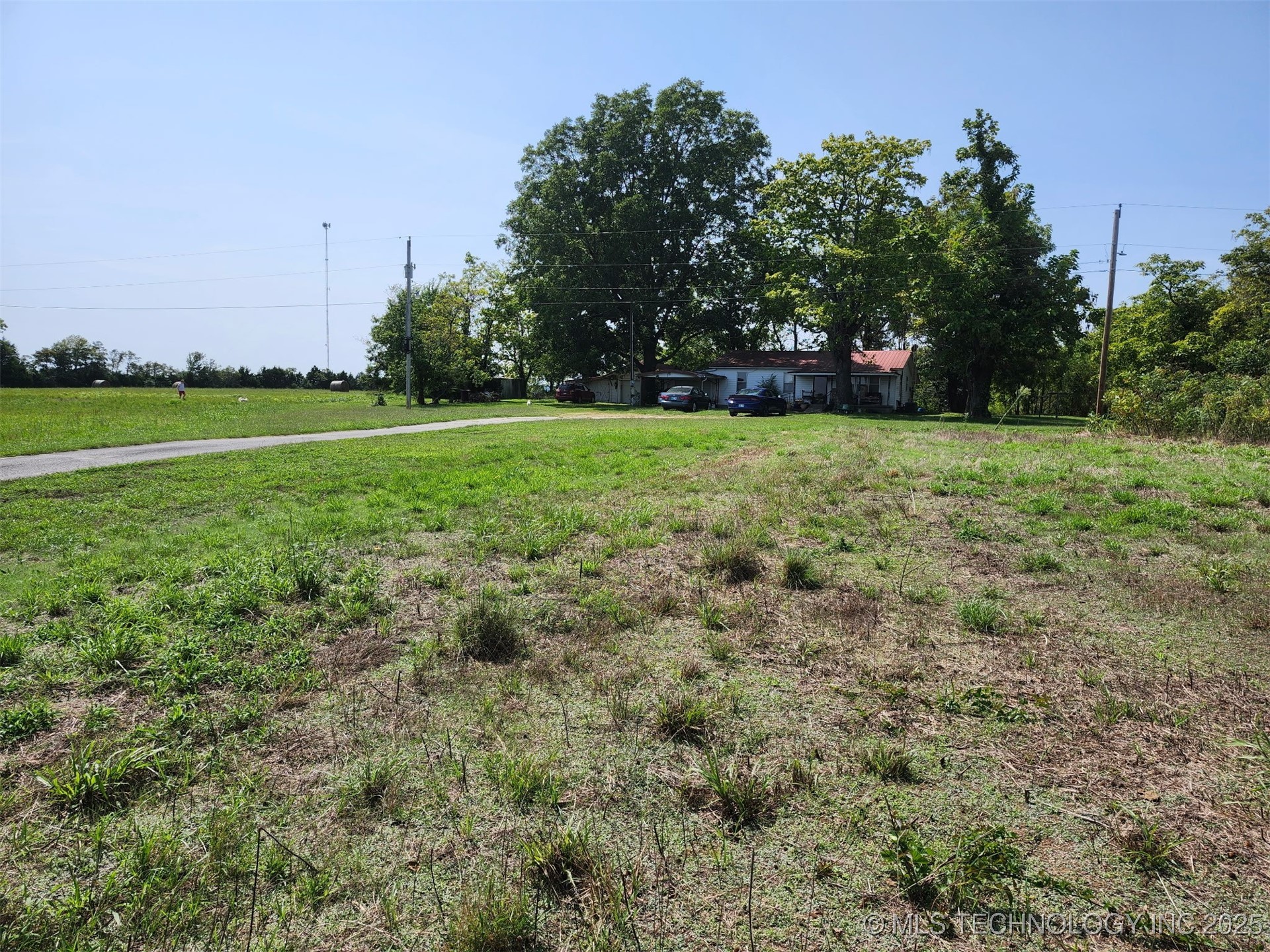 28945 S Highway 2 Street Property Photo 9