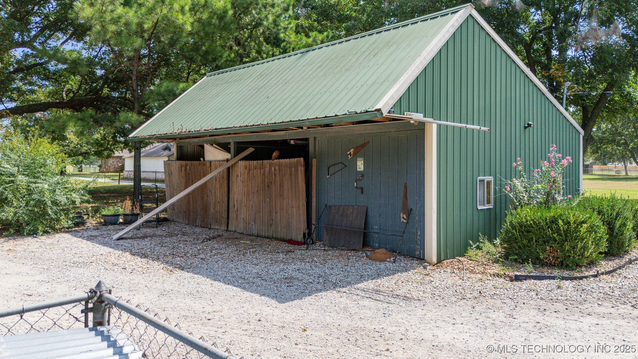 15353 S 193rd East Avenue Property Photo 7