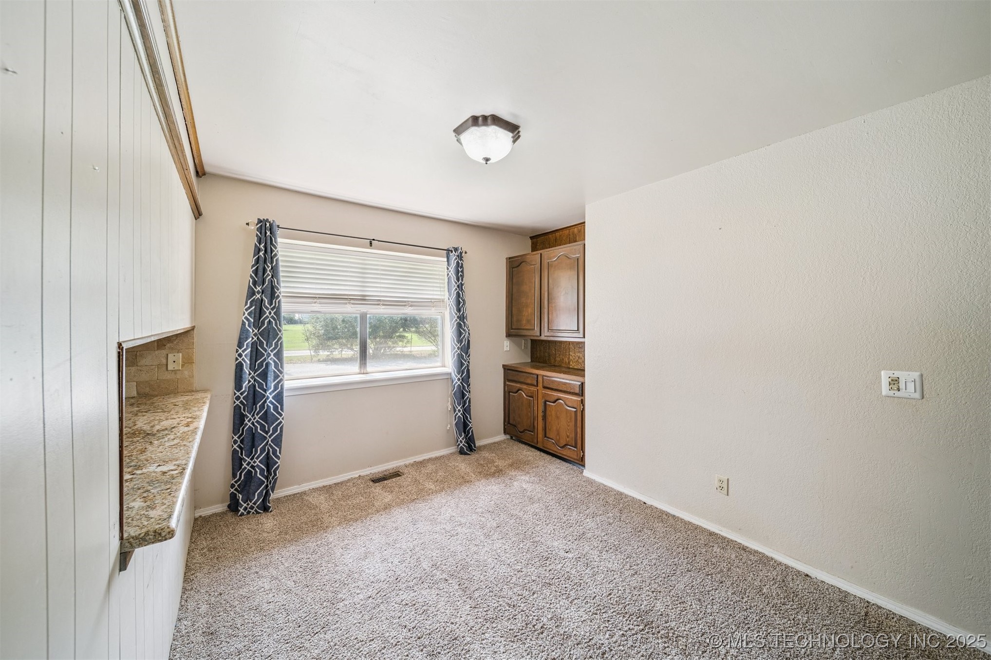 15353 S 193rd East Avenue Property Photo 22