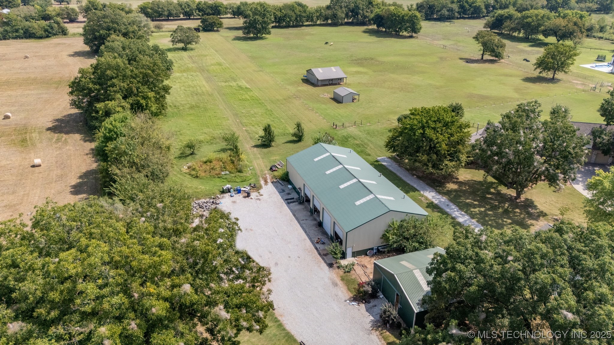 15353 S 193rd East Avenue Property Photo 40