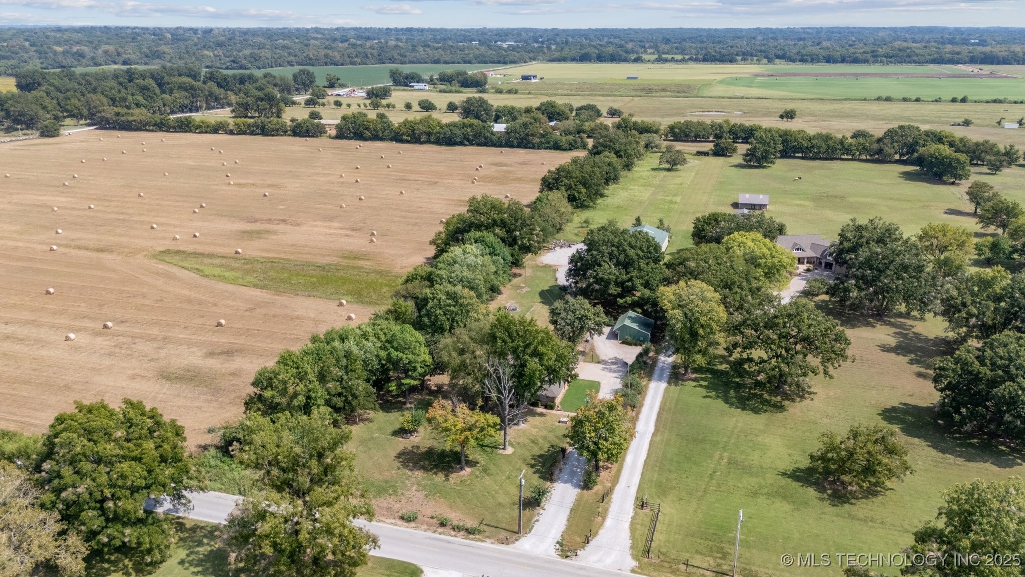 15353 S 193rd East Avenue Property Photo 46