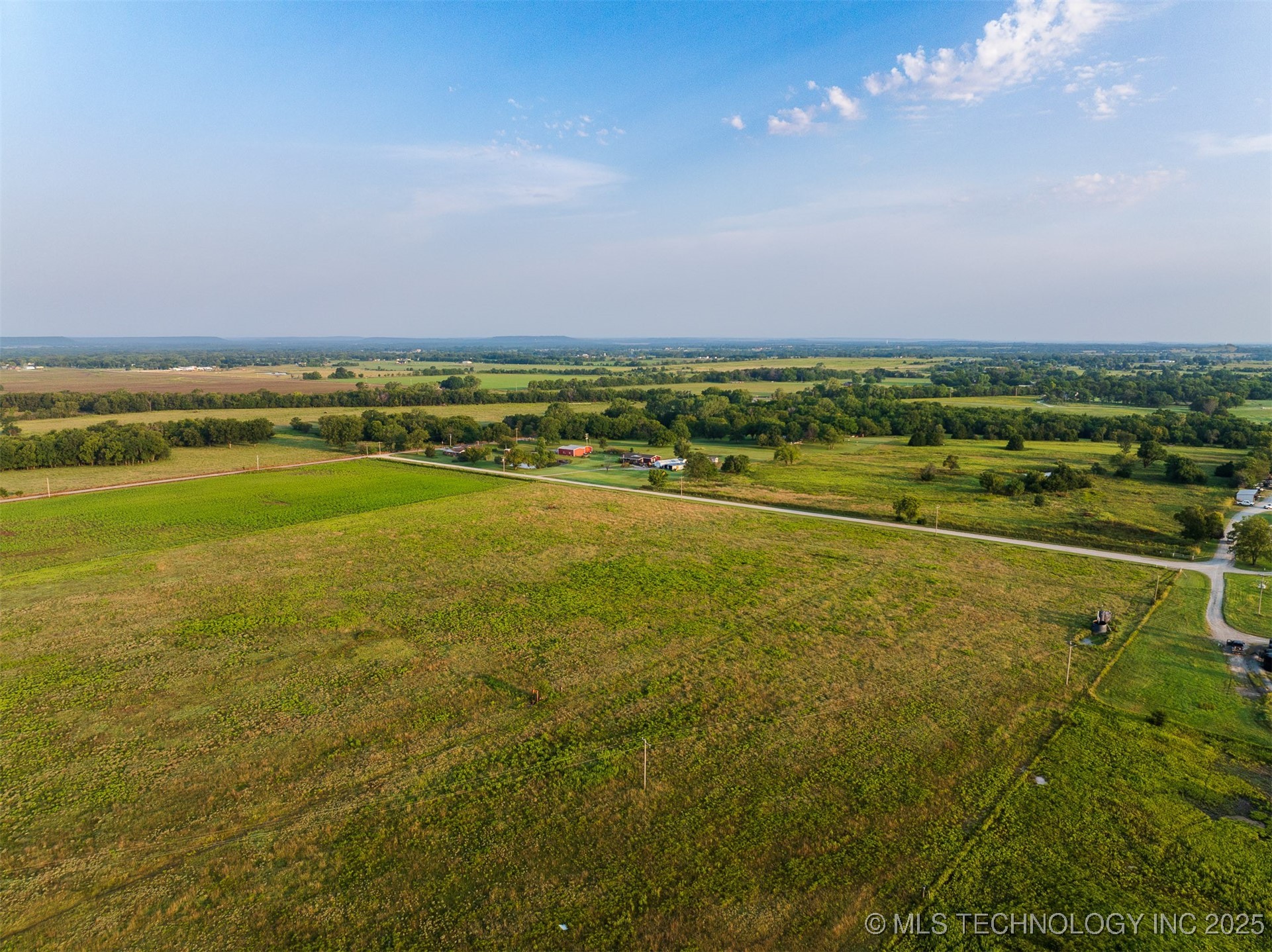 2 N 3990 Road Property Photo 10