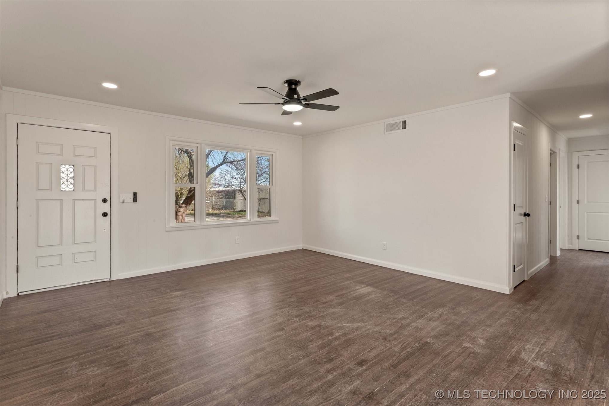 394 E 147th Street S Property Photo 7