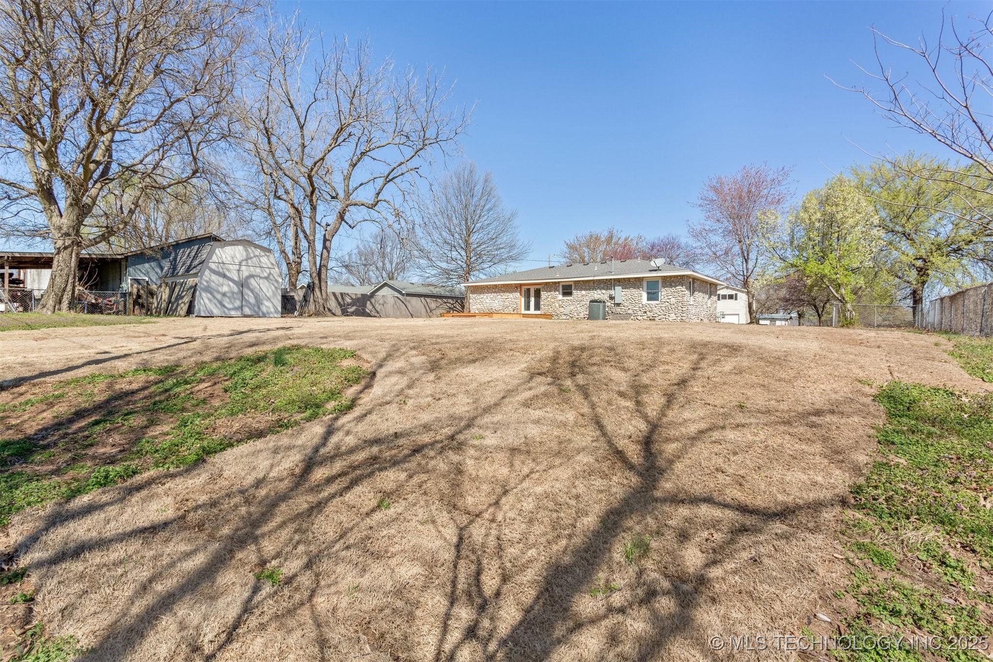 394 E 147th Street S Property Photo 37