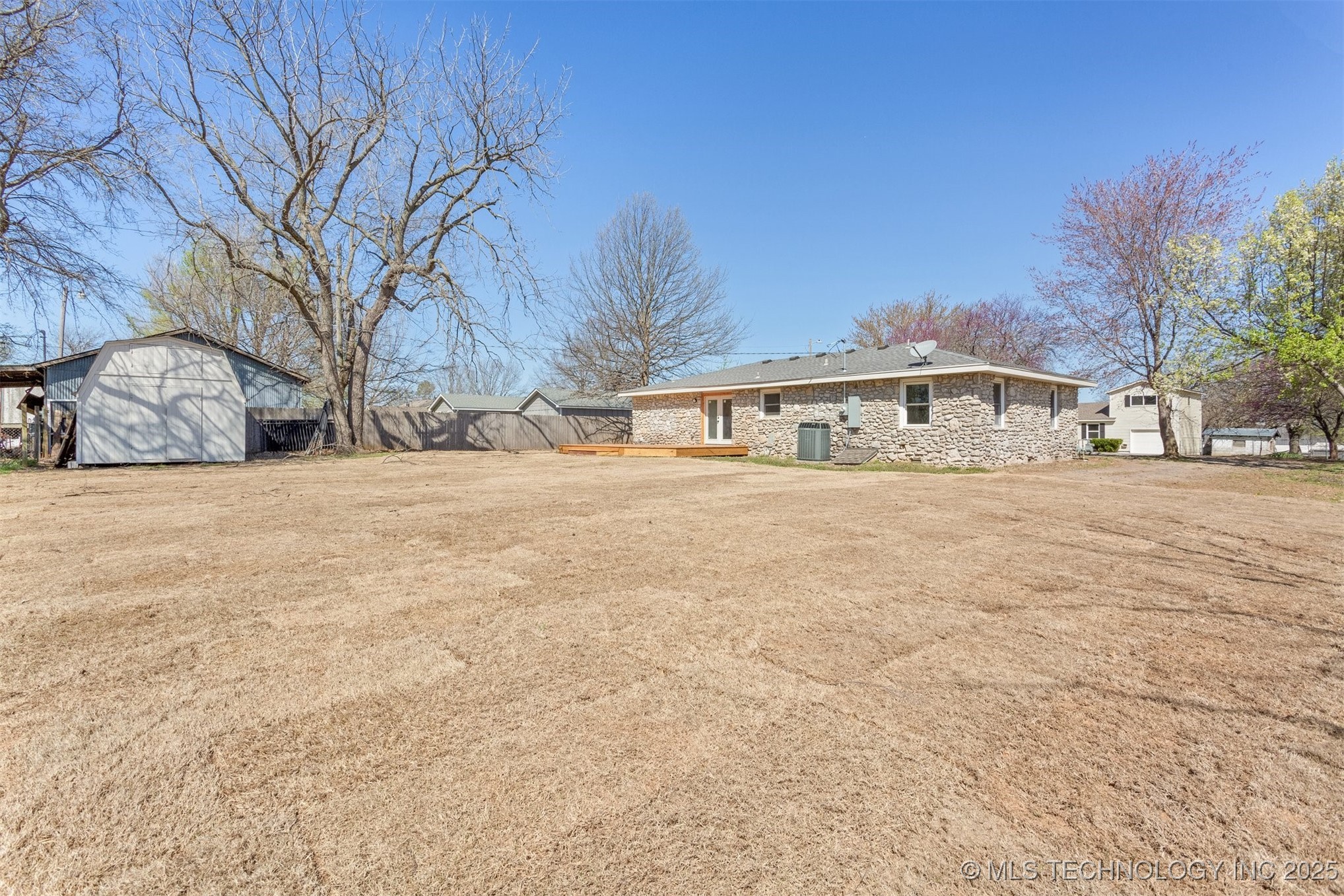 394 E 147th Street S Property Photo 38