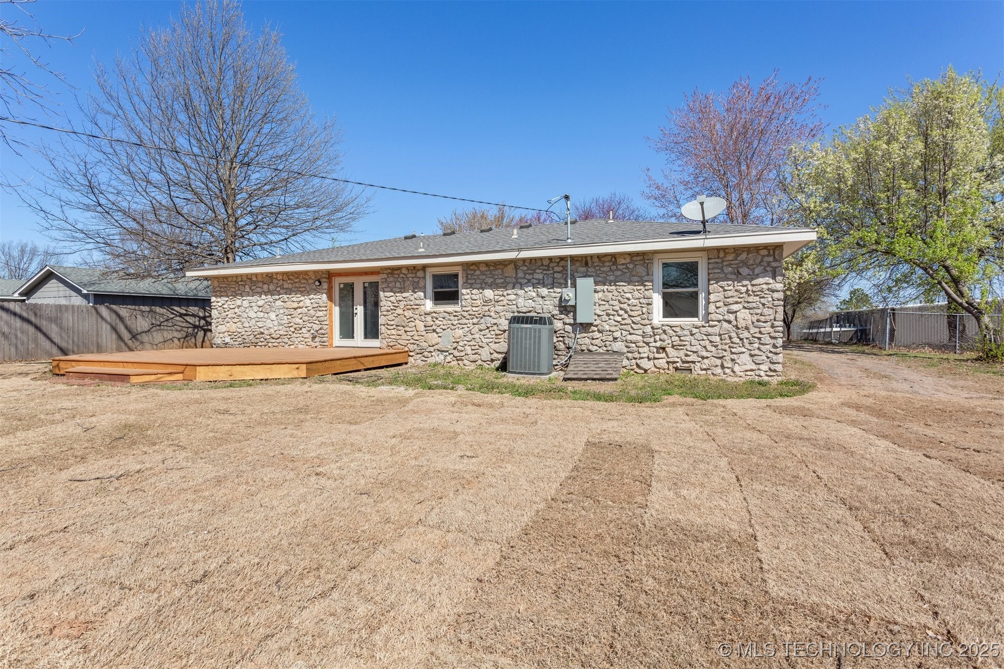 394 E 147th Street S Property Photo 39