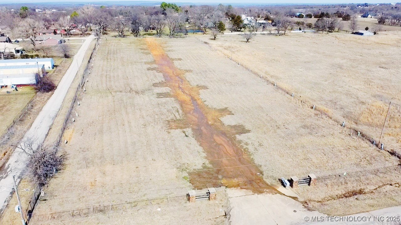 439 Maiden Lane Property Photo 15