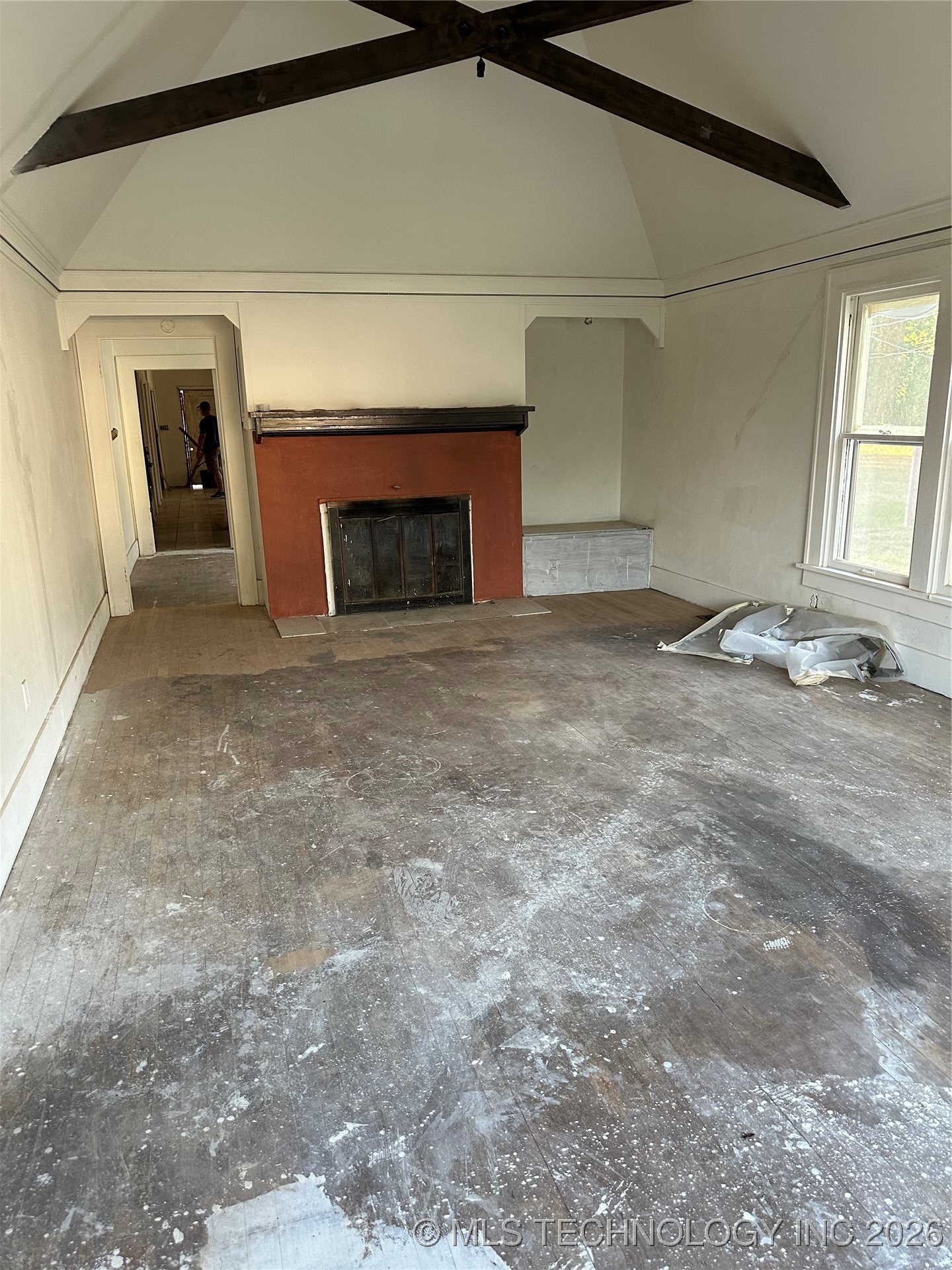 706 S Poplar Street Property Photo 5