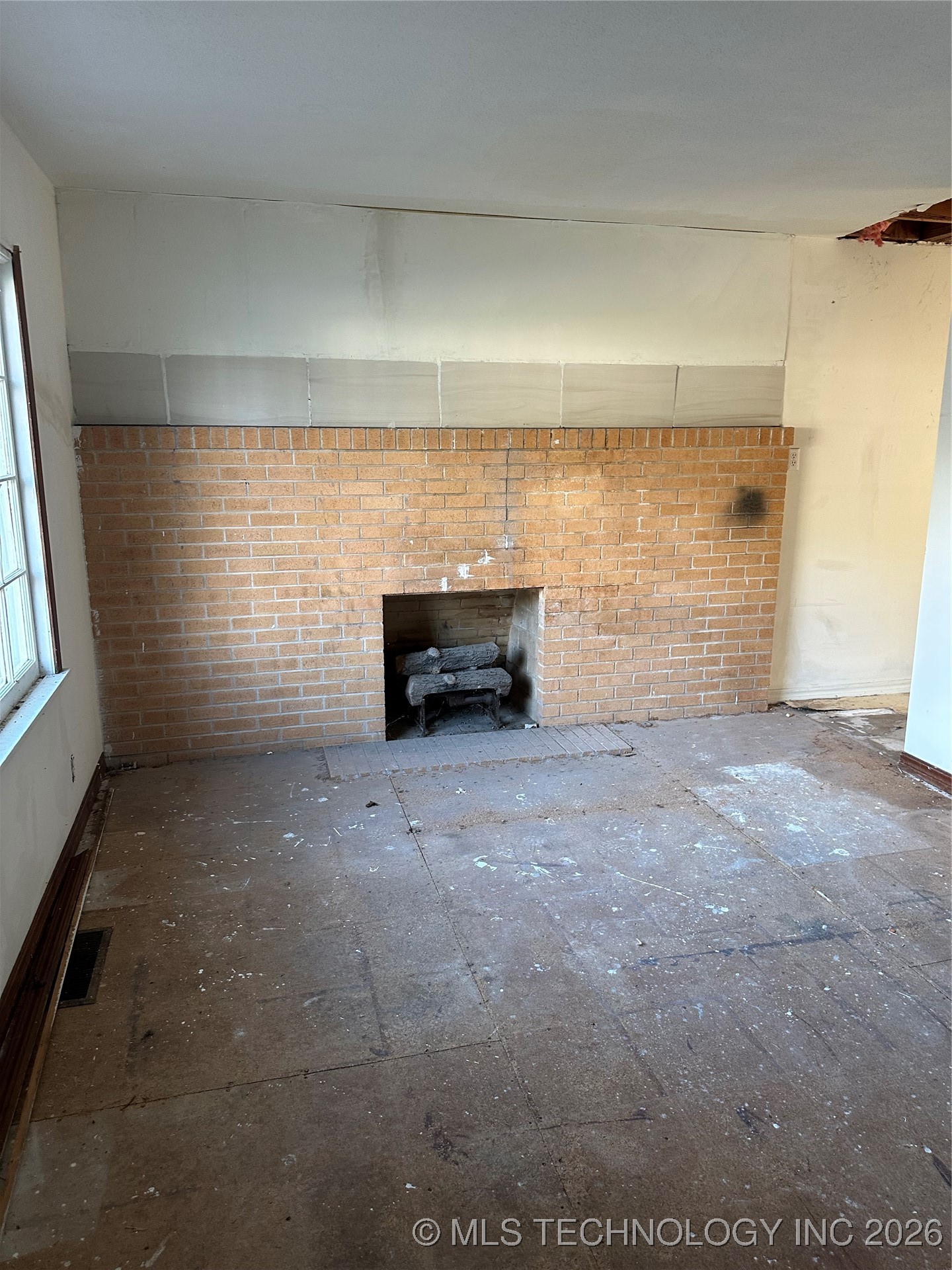 706 S Poplar Street Property Photo 18