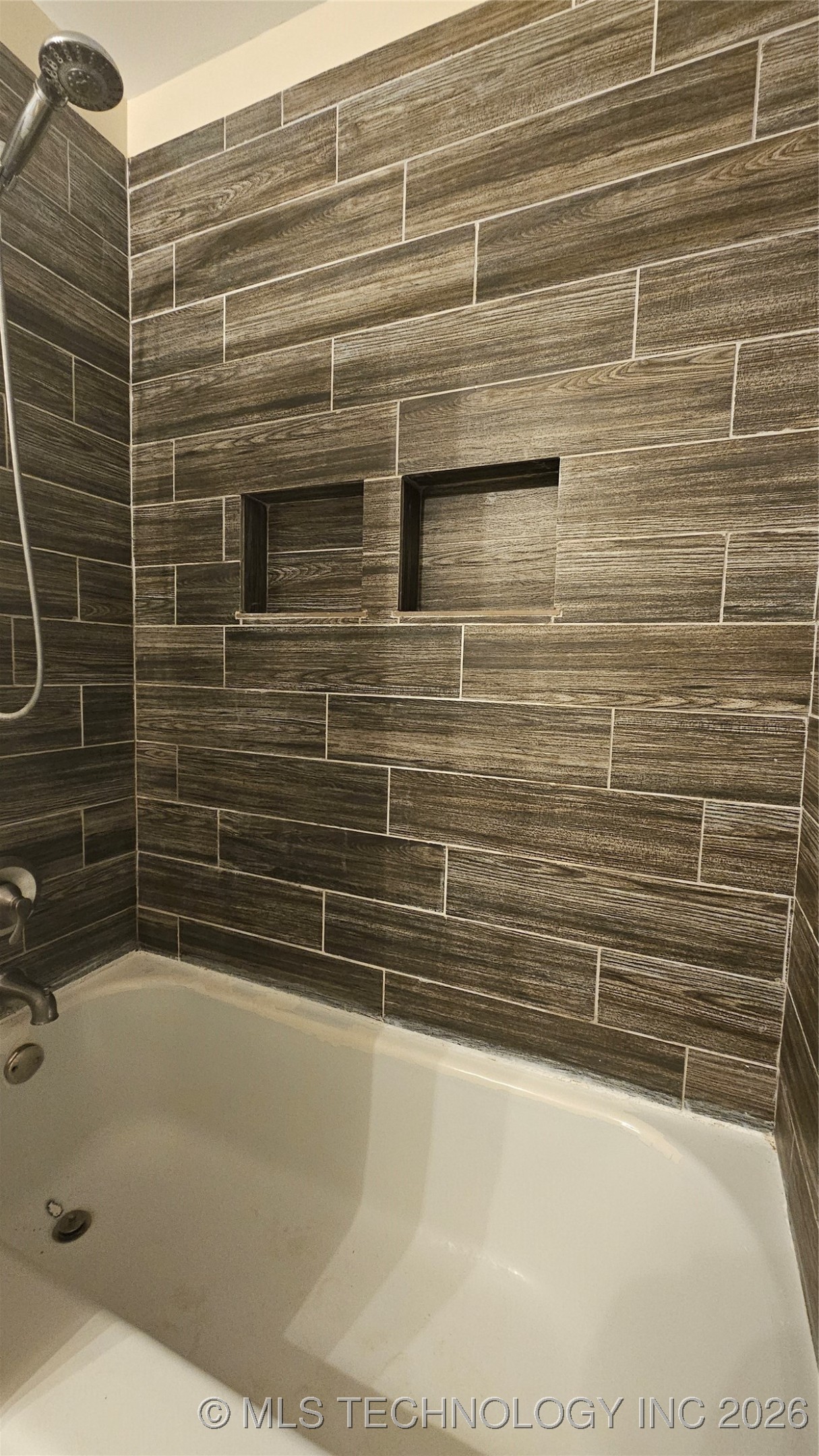 1228 S Erie Avenue Property Photo 12