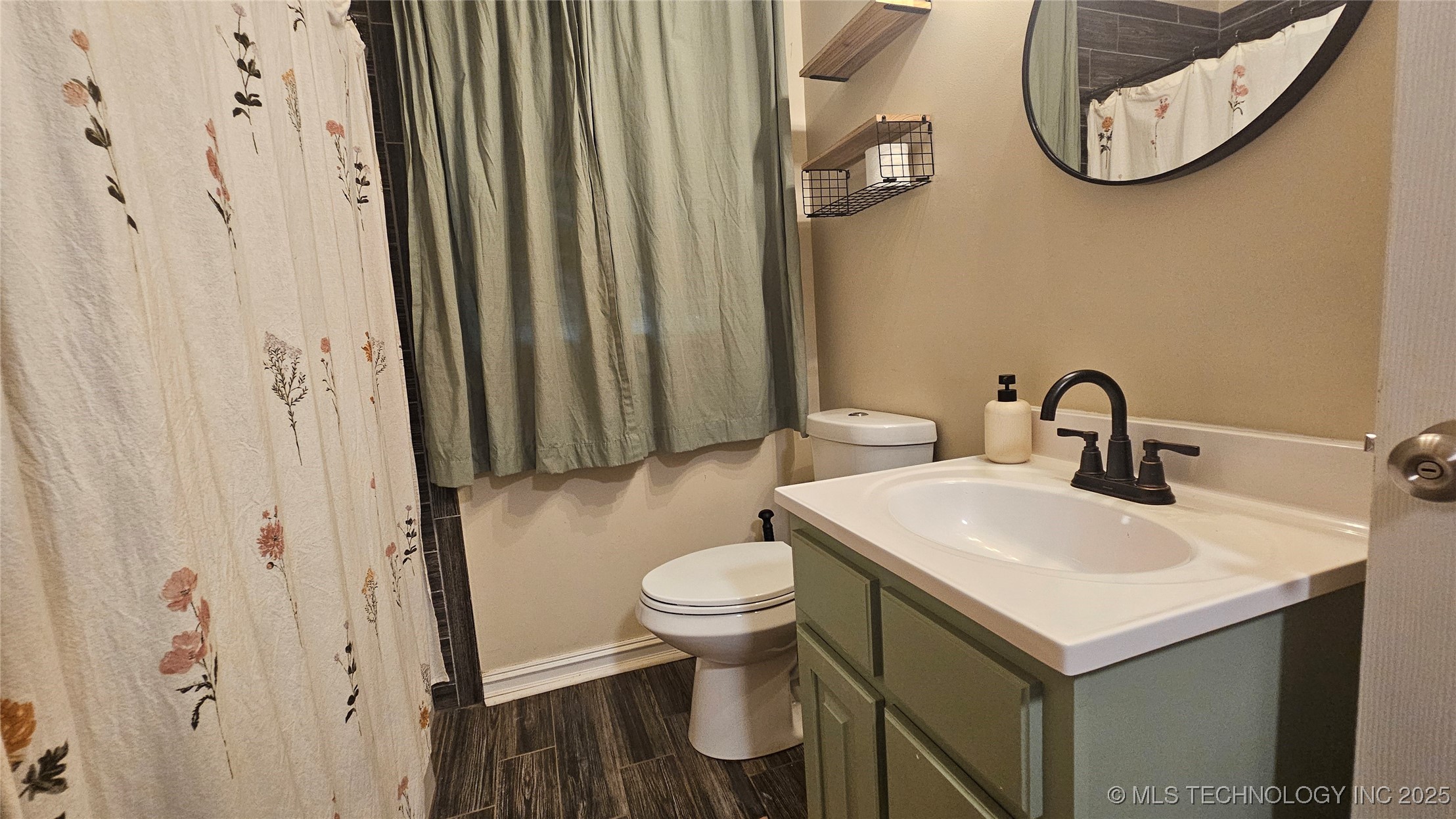 1228 S Erie Avenue Property Photo 13