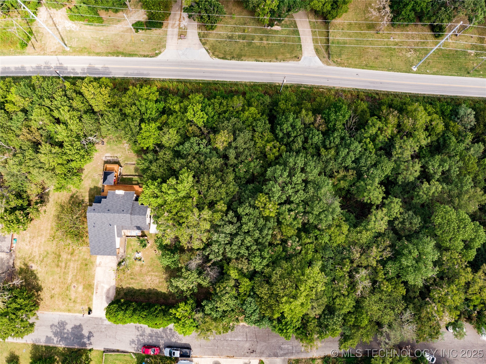 Woodcrest Lane Property Photo 6