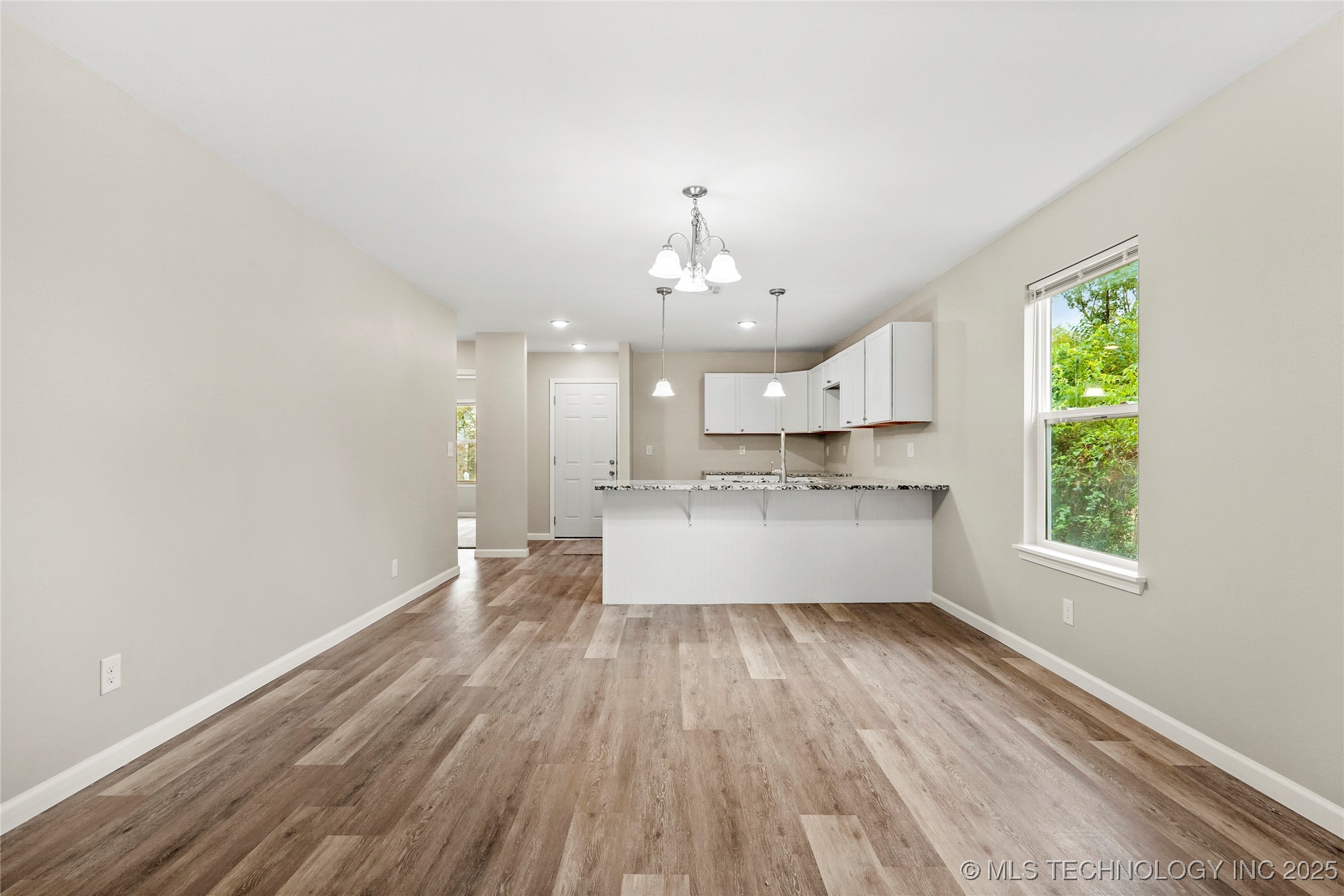 4010 W 54th Street S Property Photo 10