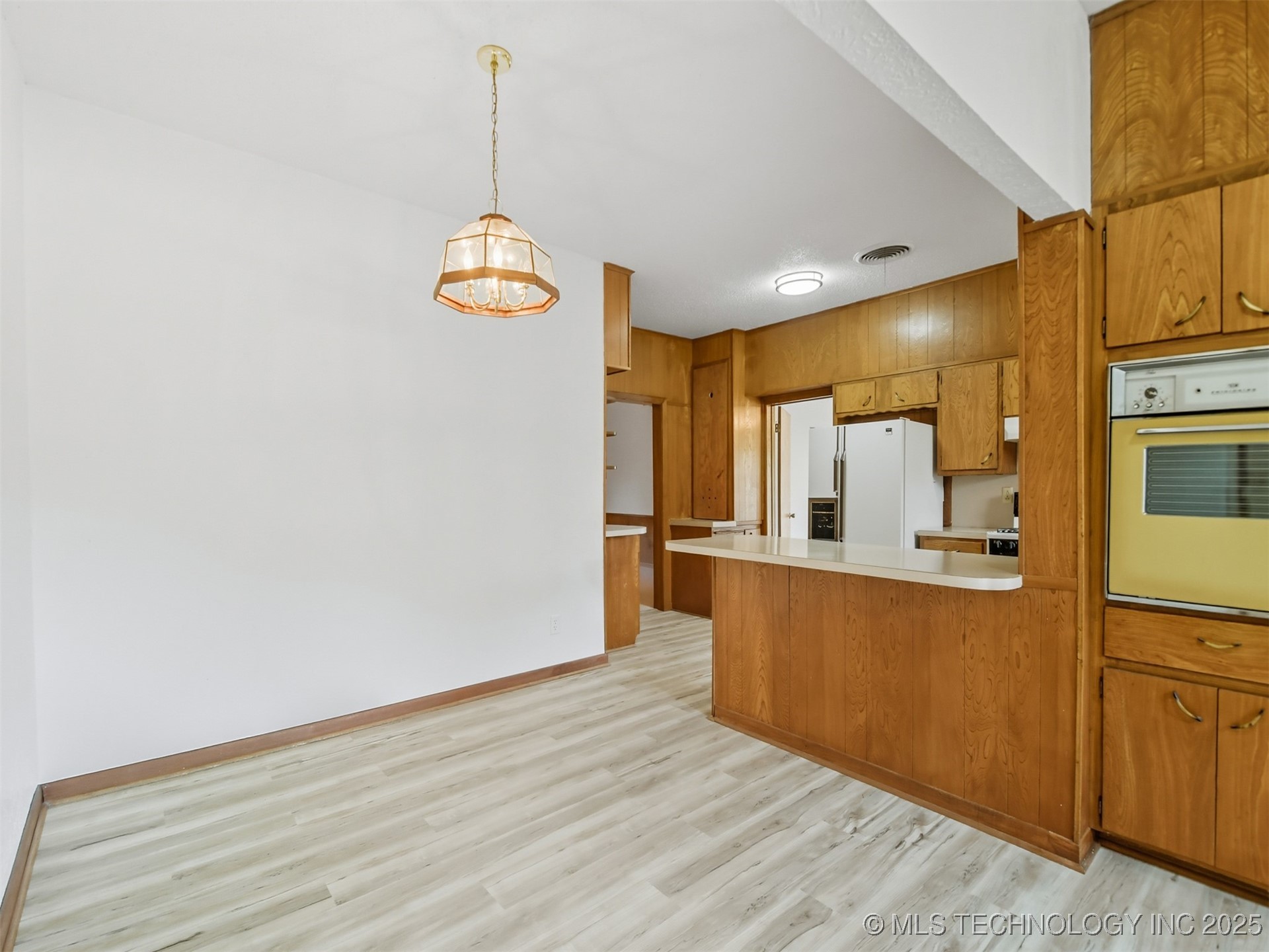 1005 Washington Property Photo 13