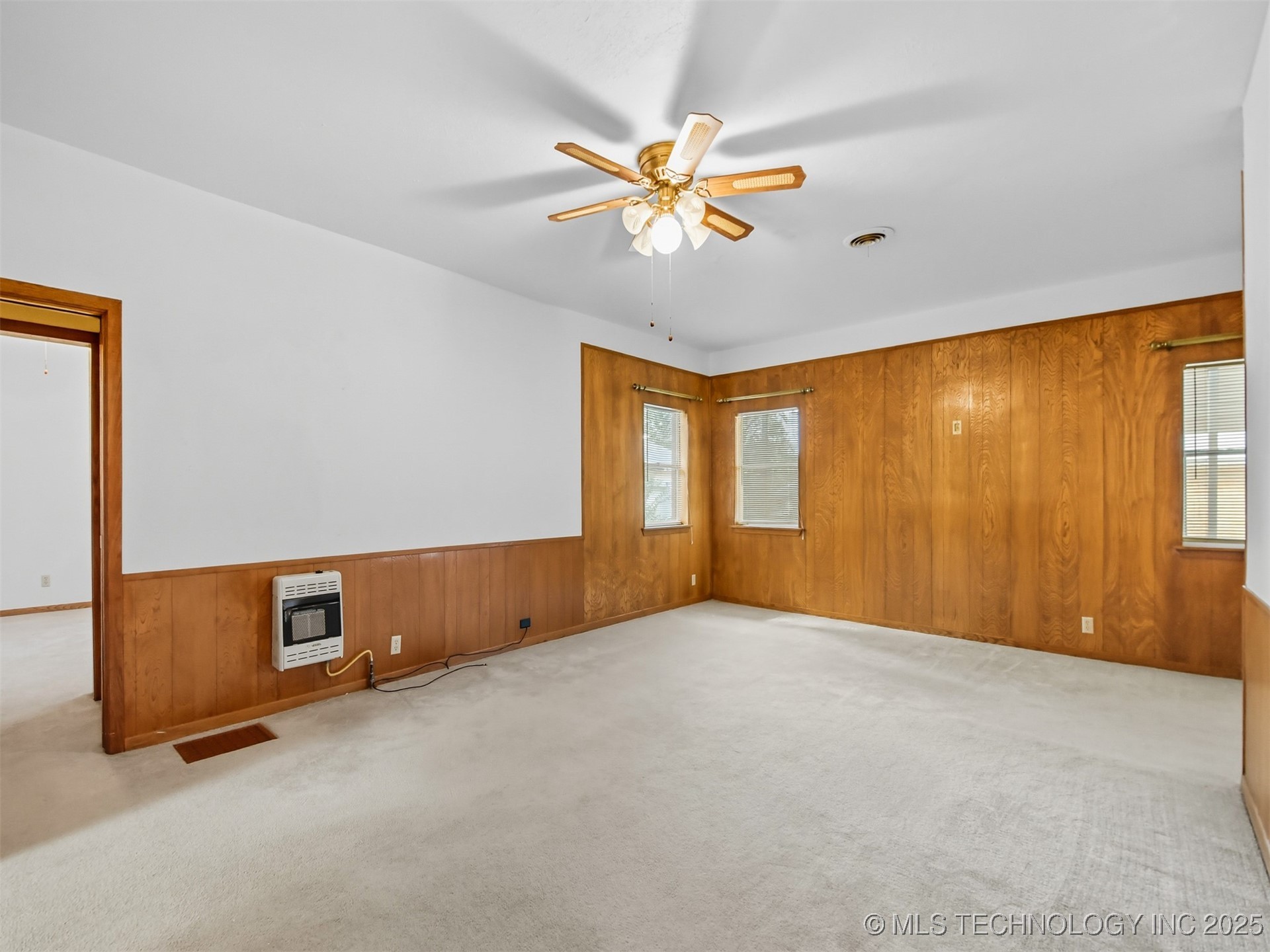 1005 Washington Property Photo 23