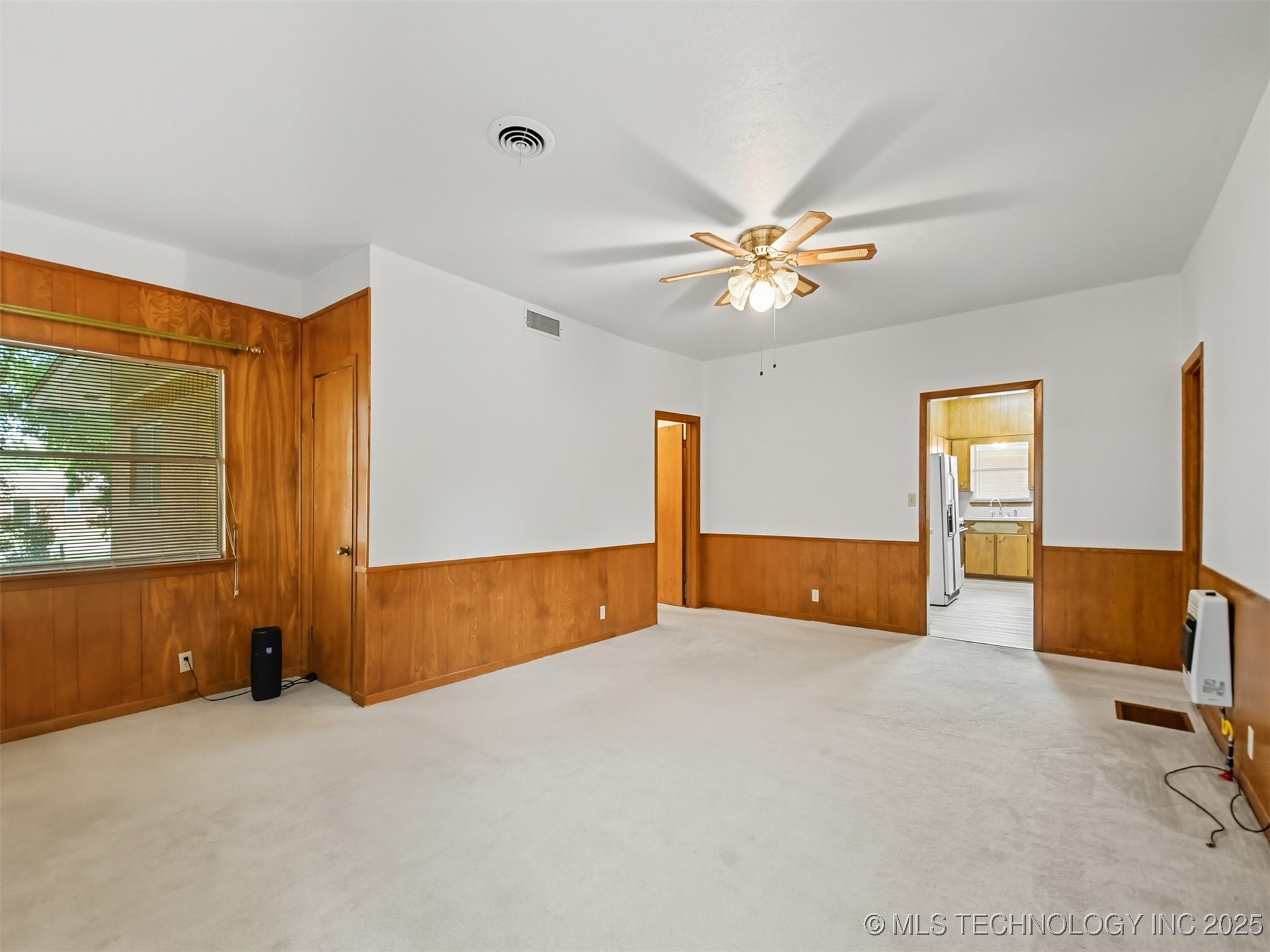 1005 Washington Property Photo 24