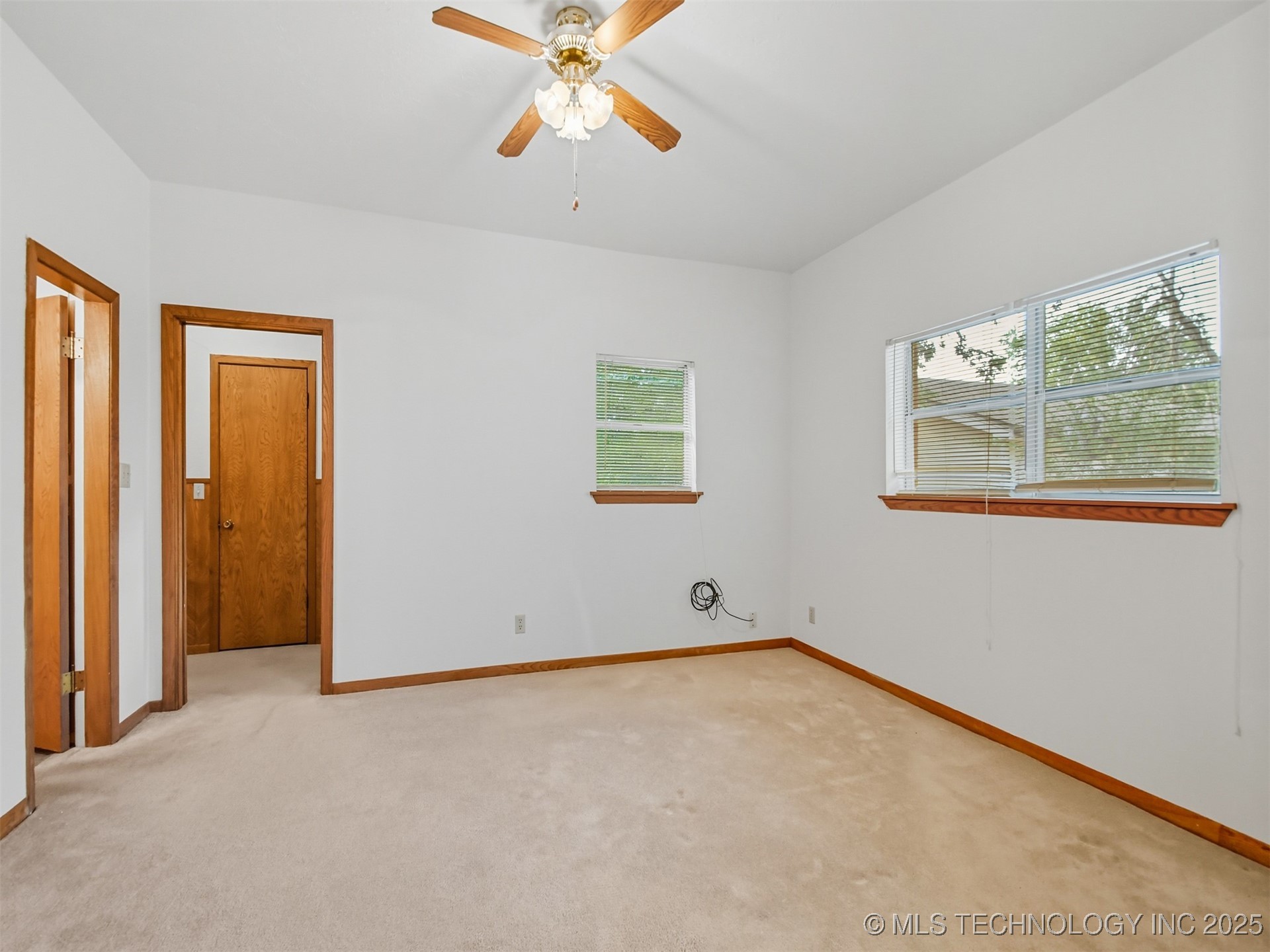 1005 Washington Property Photo 25