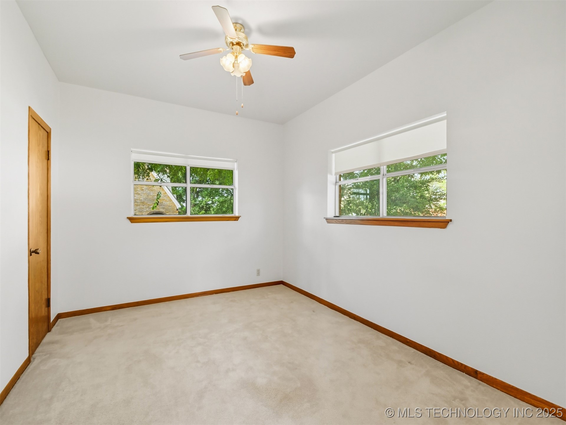 1005 Washington Property Photo 27