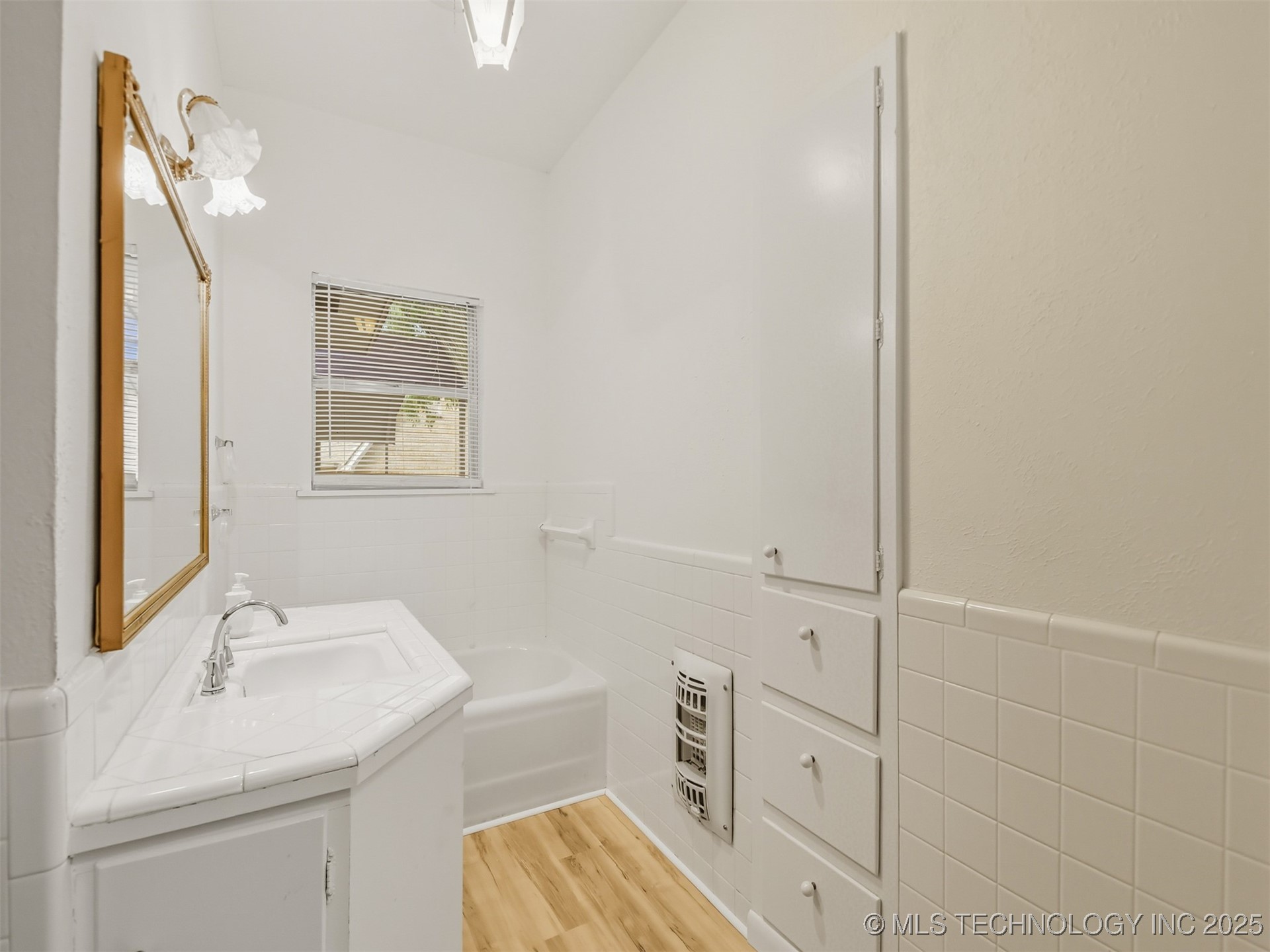 1005 Washington Property Photo 28