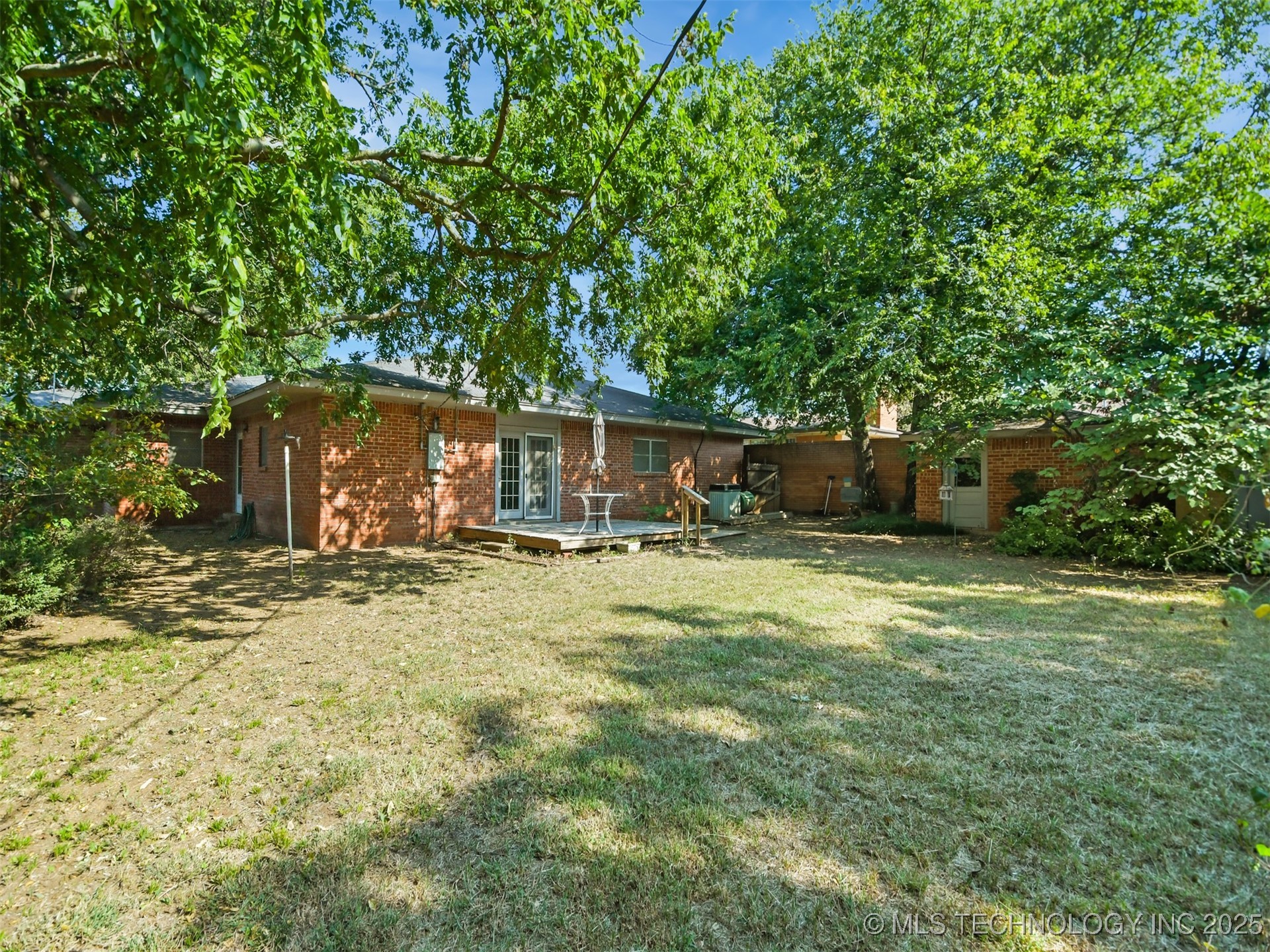 1005 Washington Property Photo 30