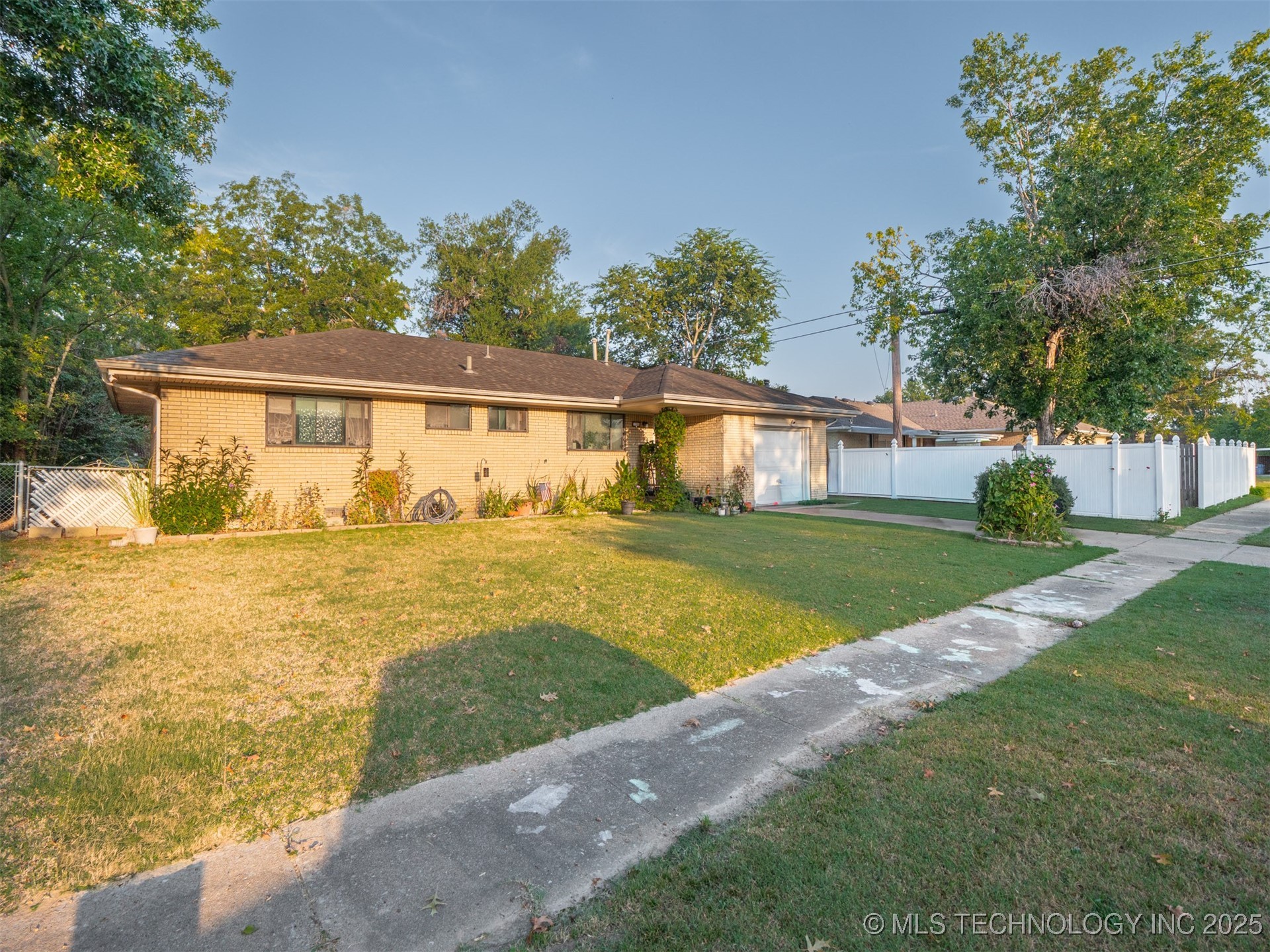 1705 Virginia Drive Property Photo 1