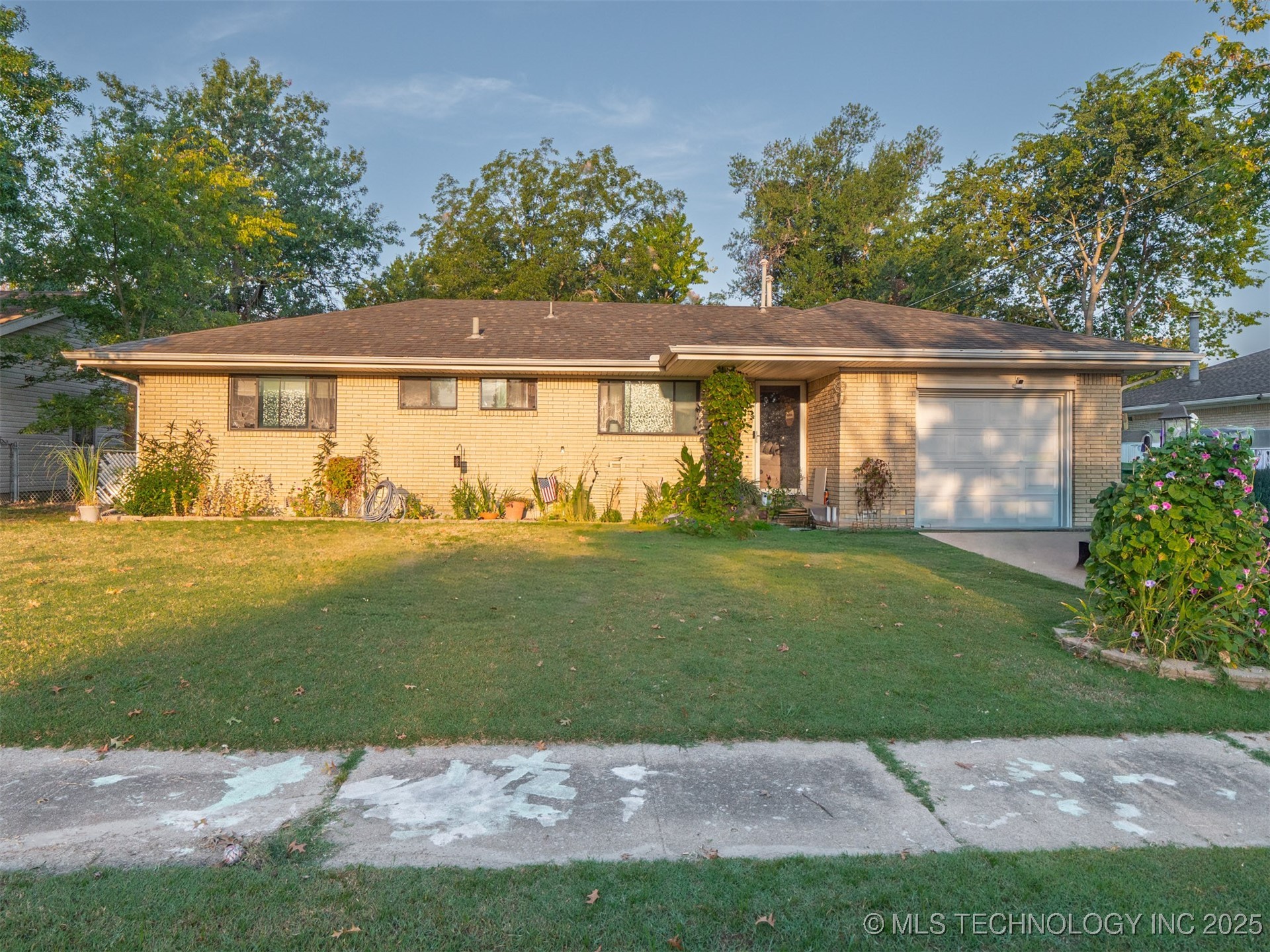 1705 Virginia Drive Property Photo 2