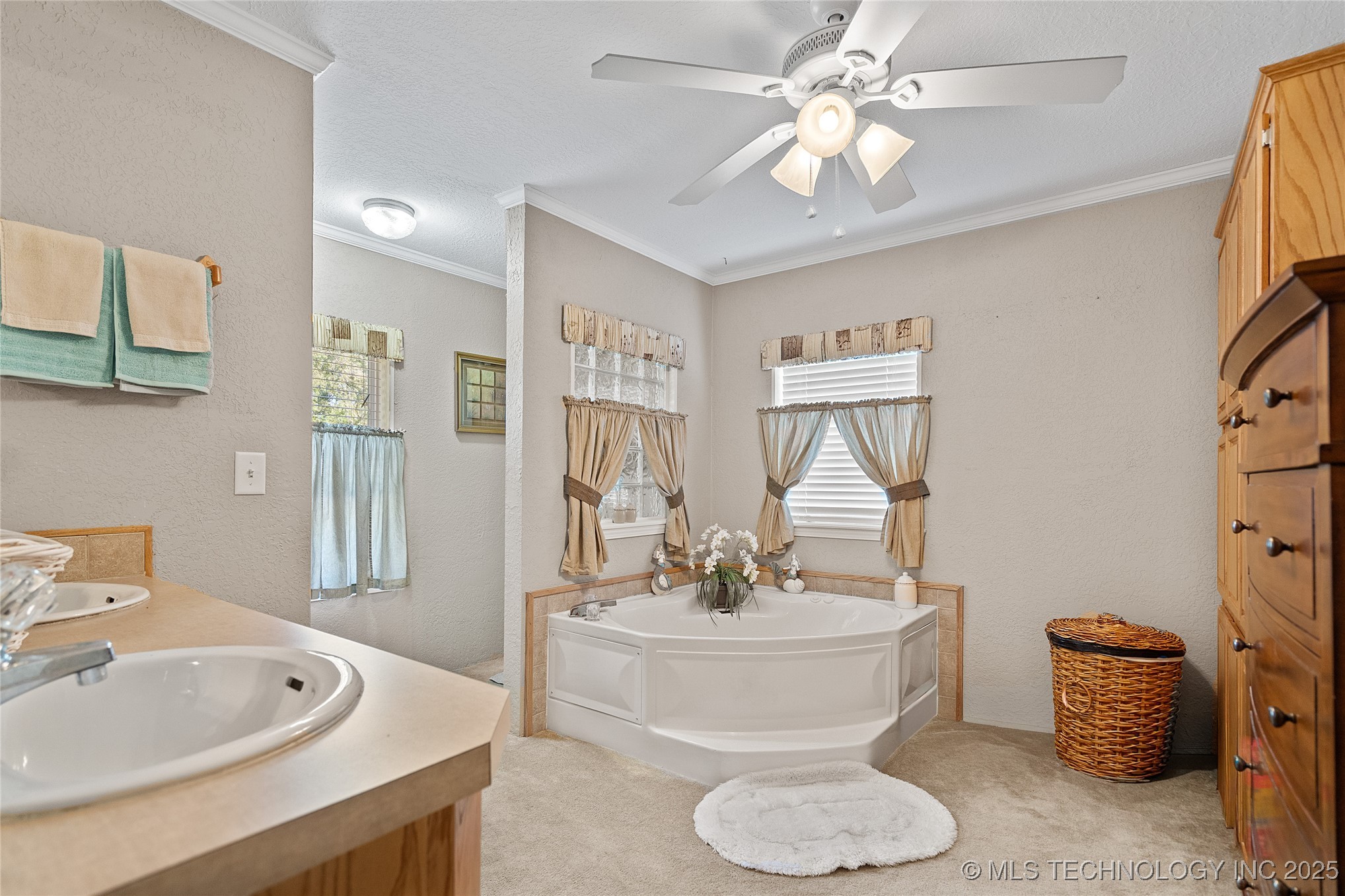 104 E J Property Photo 19