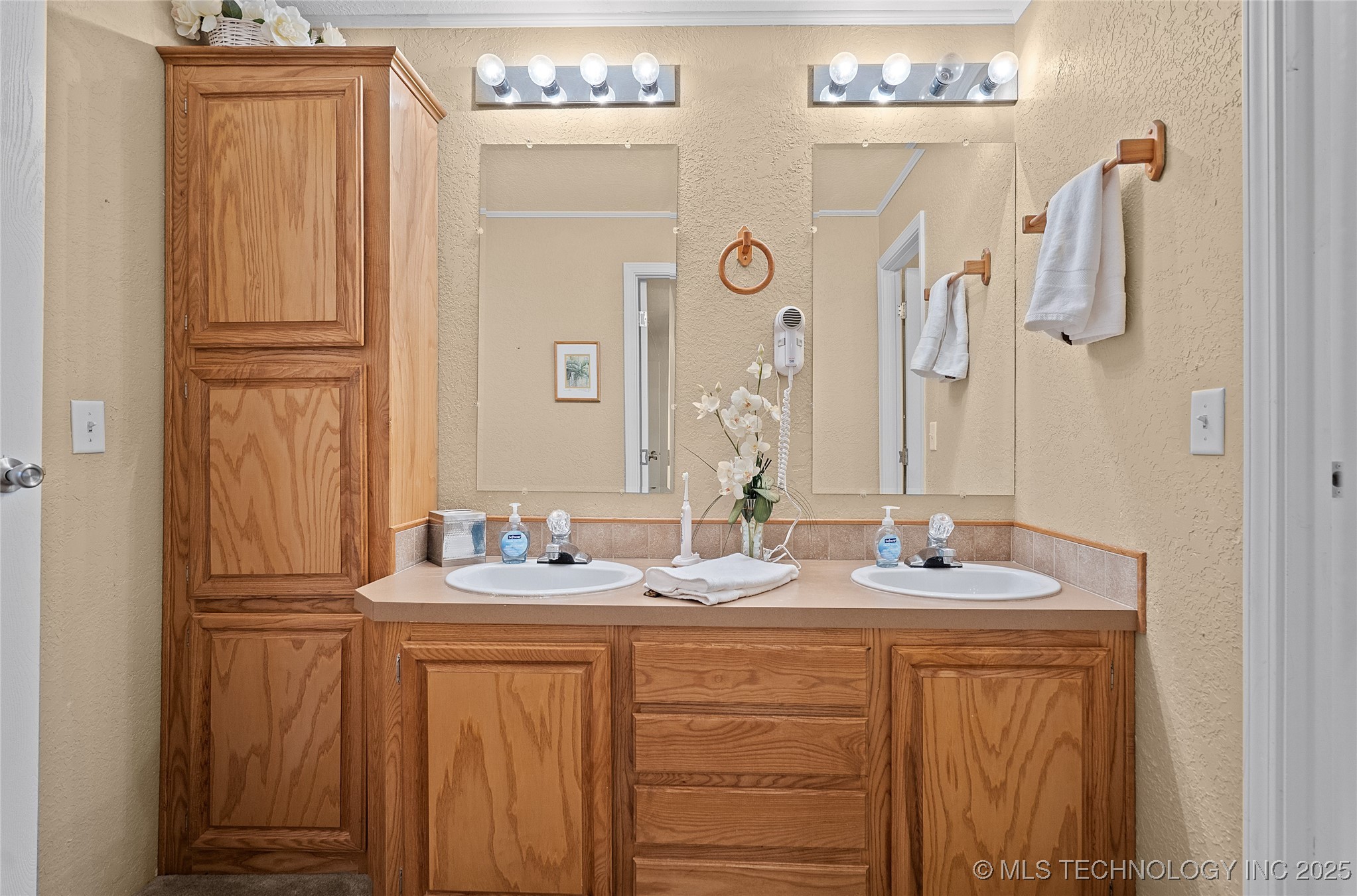 104 E J Property Photo 24