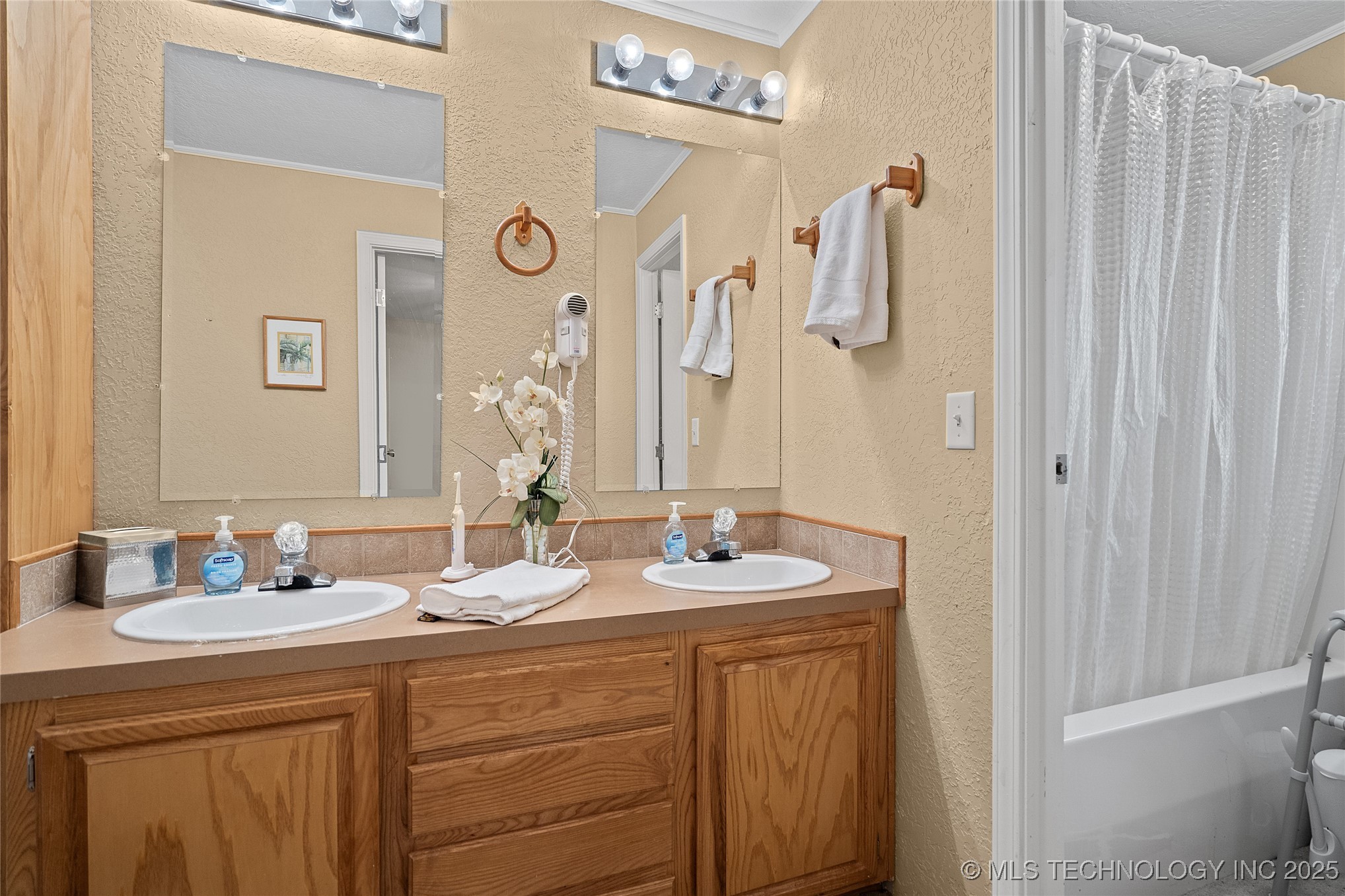 104 E J Property Photo 25