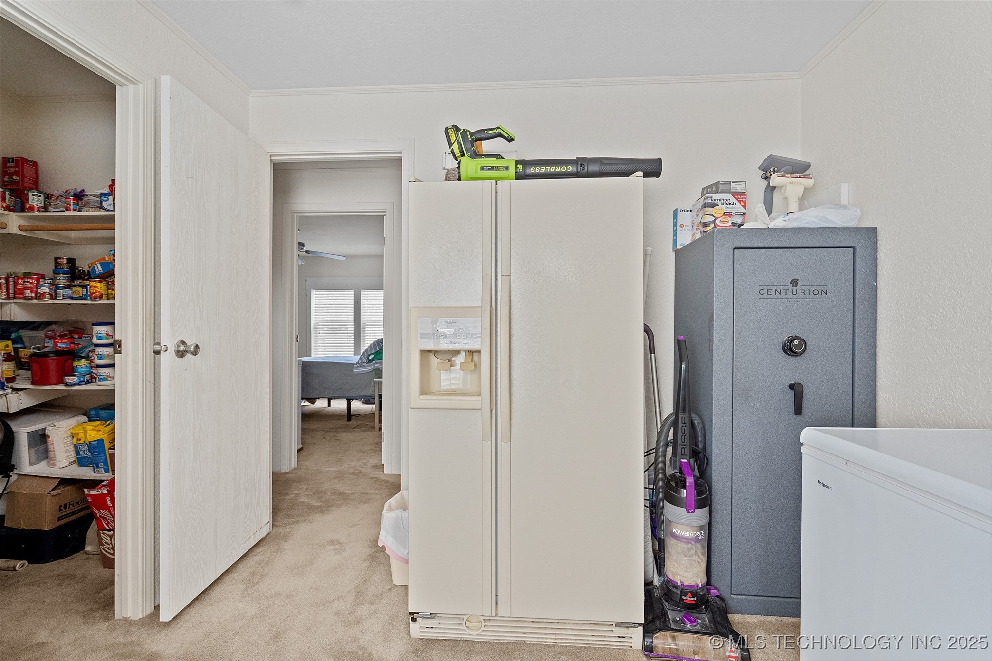 104 E J Property Photo 29