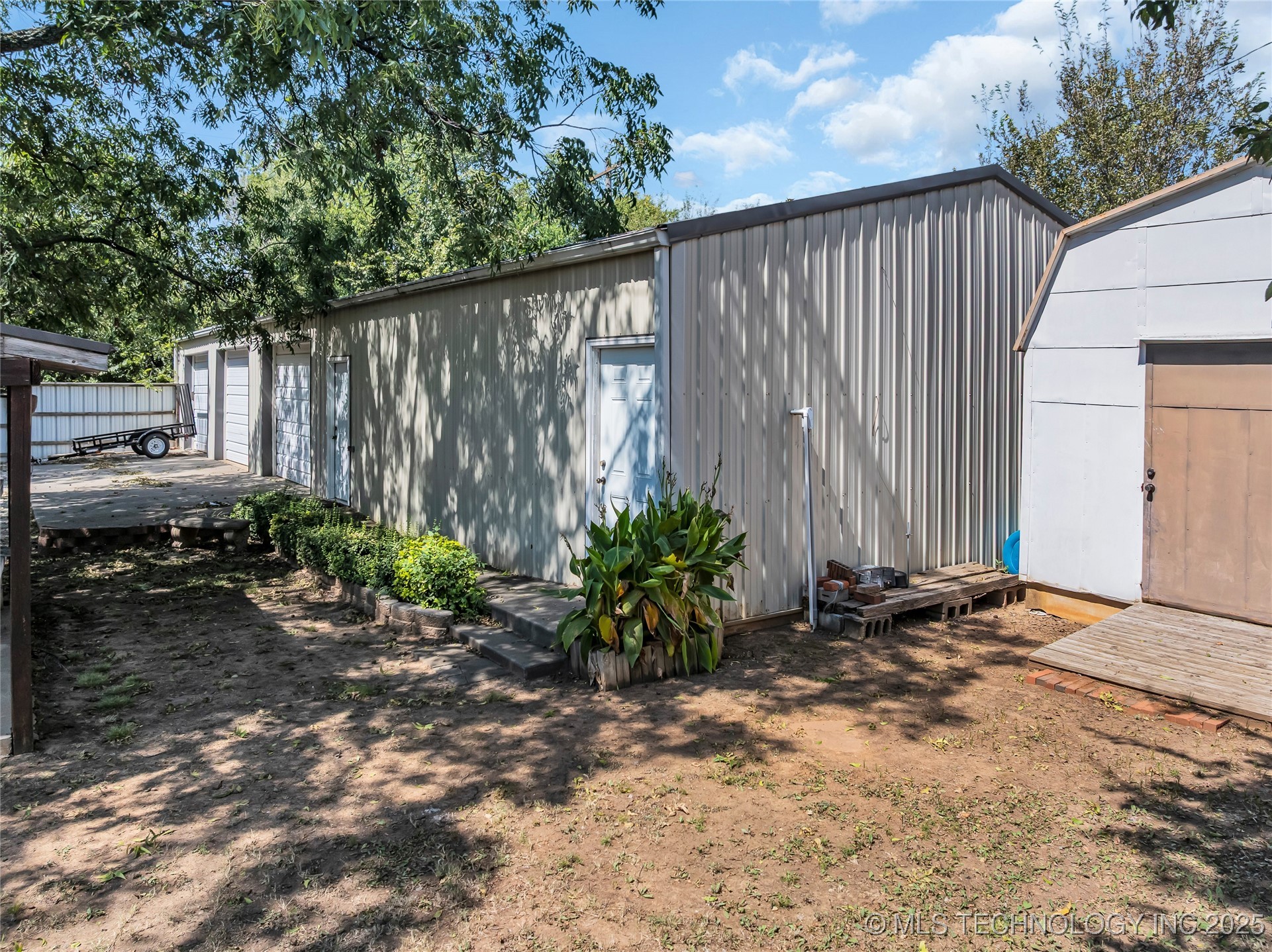 104 E J Property Photo 39