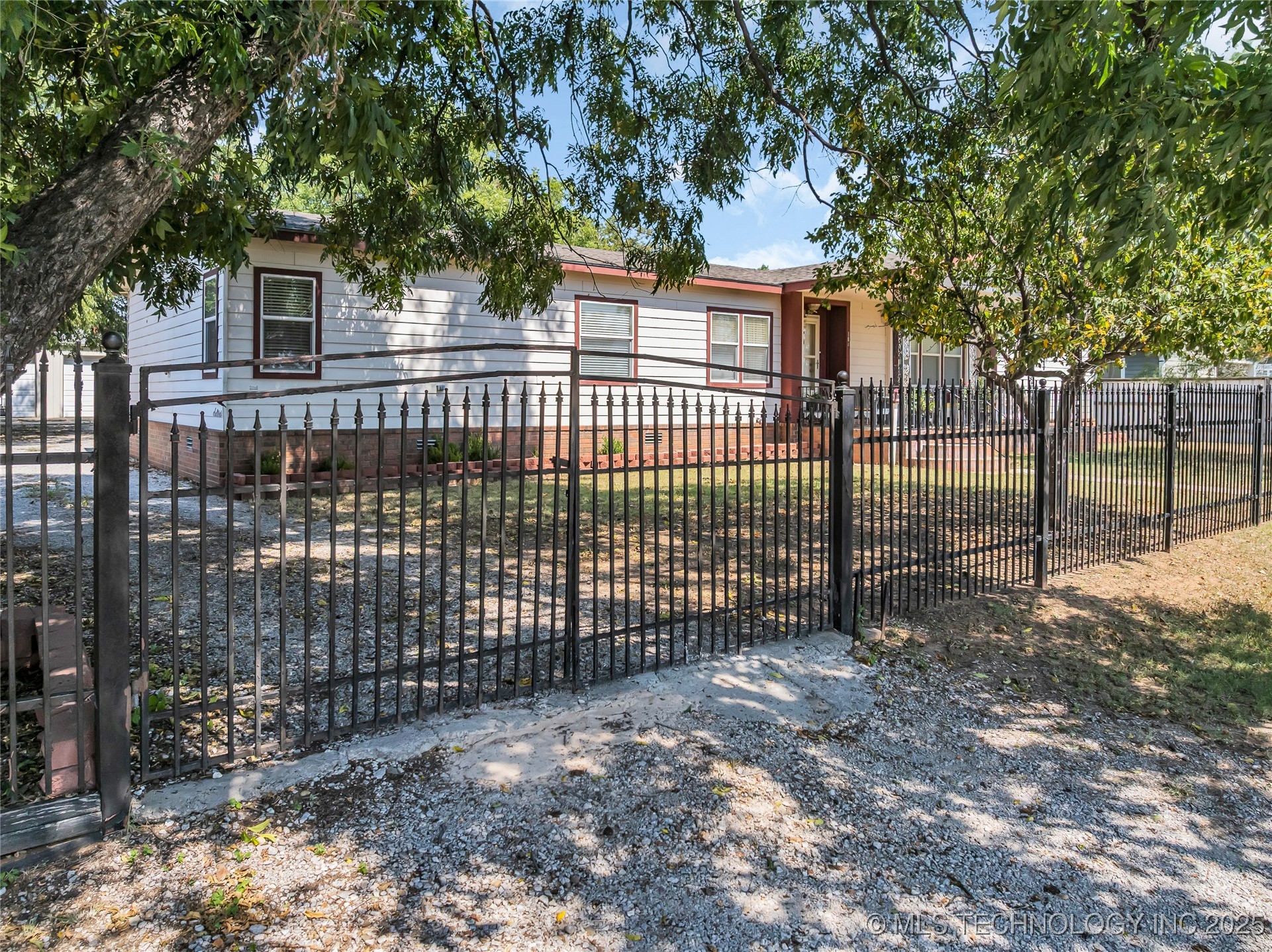 104 E J Property Photo 48