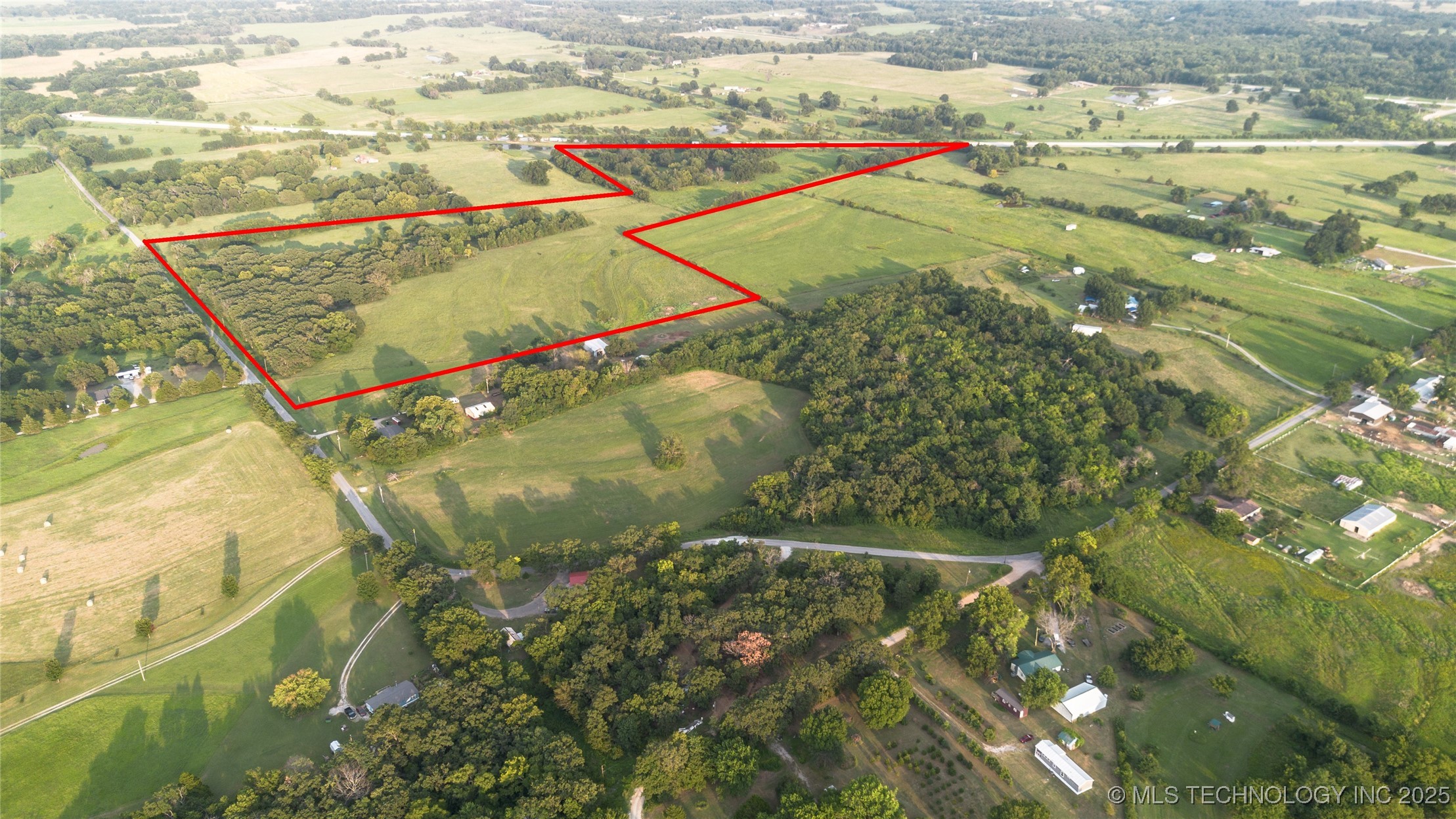 W 390 Road Property Photo 1