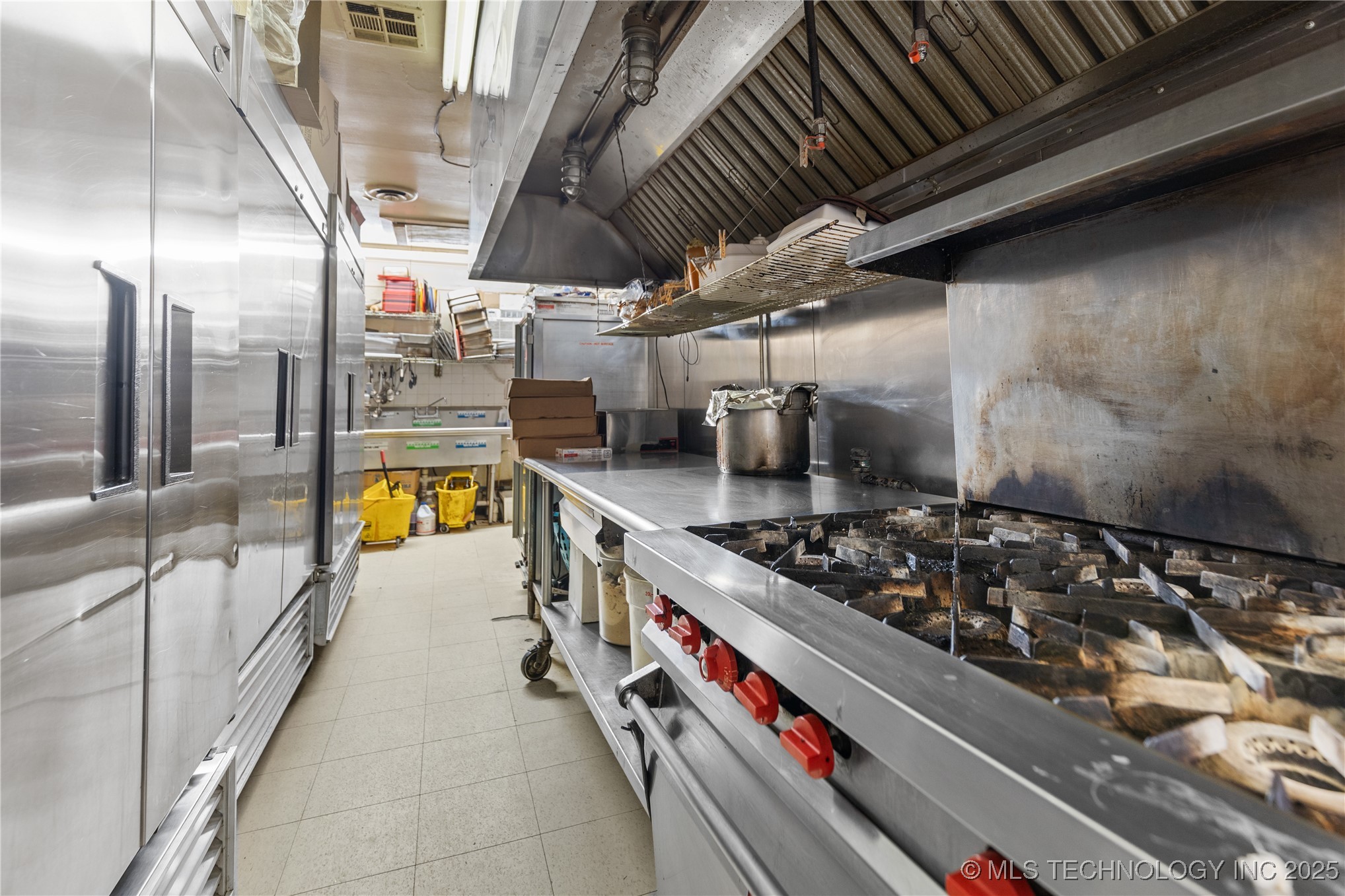 601 S Sheridan Road Property Photo 5