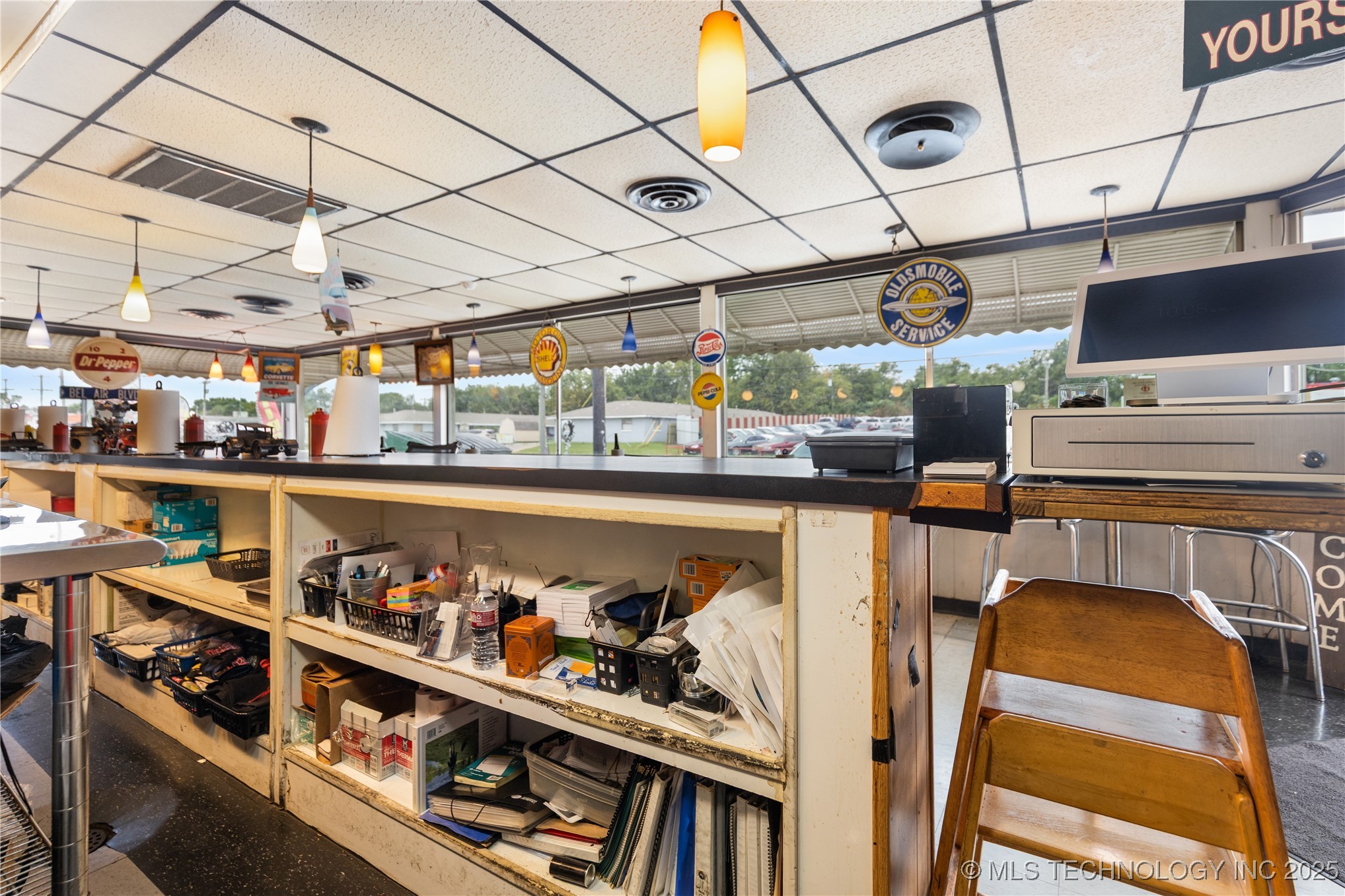 601 S Sheridan Road Property Photo 16