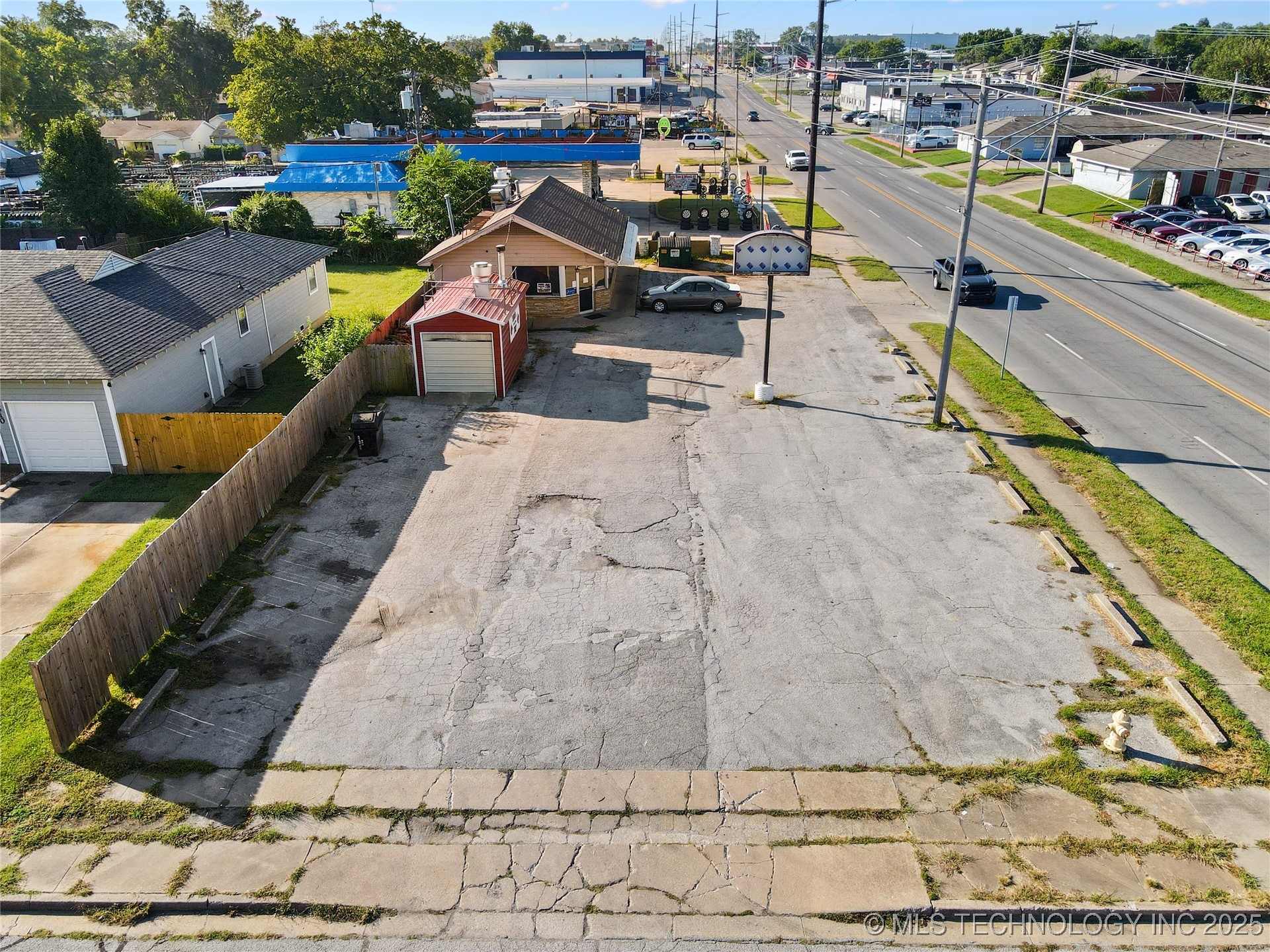 601 S Sheridan Road Property Photo 17