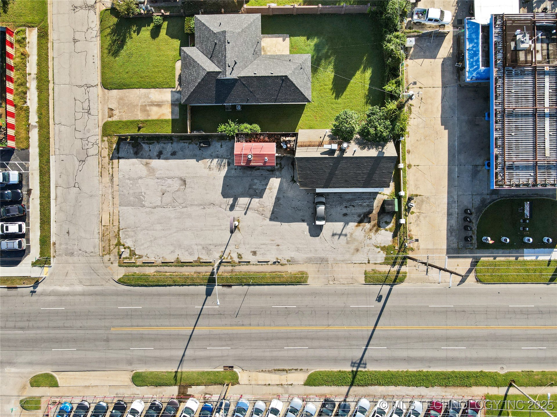 601 S Sheridan Road Property Photo 18