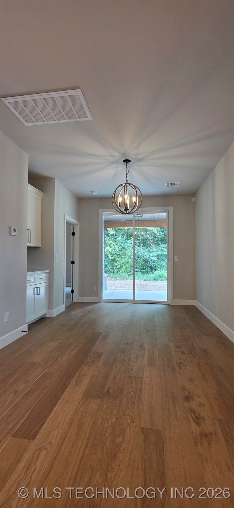 1019 E Delmar Place Property Photo 17