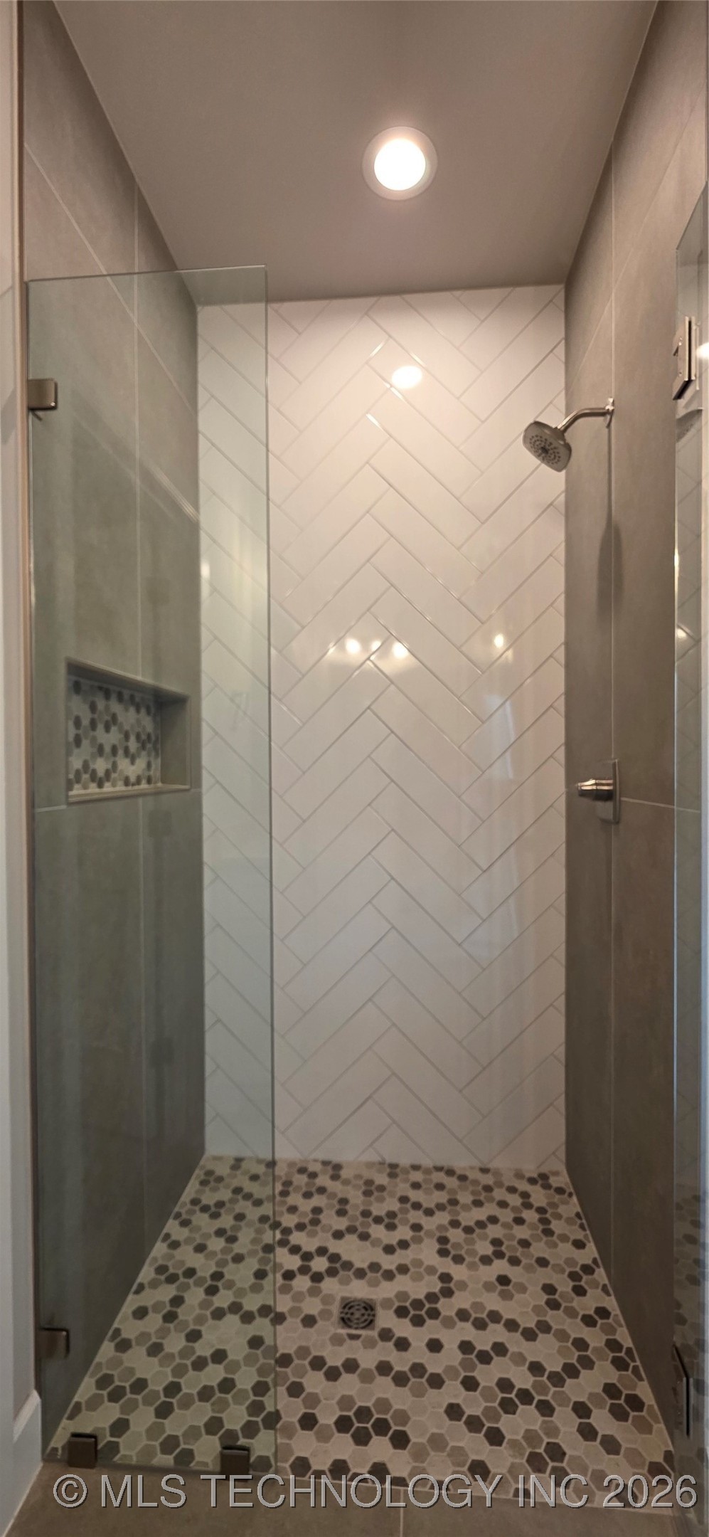 1019 E Delmar Place Property Photo 28