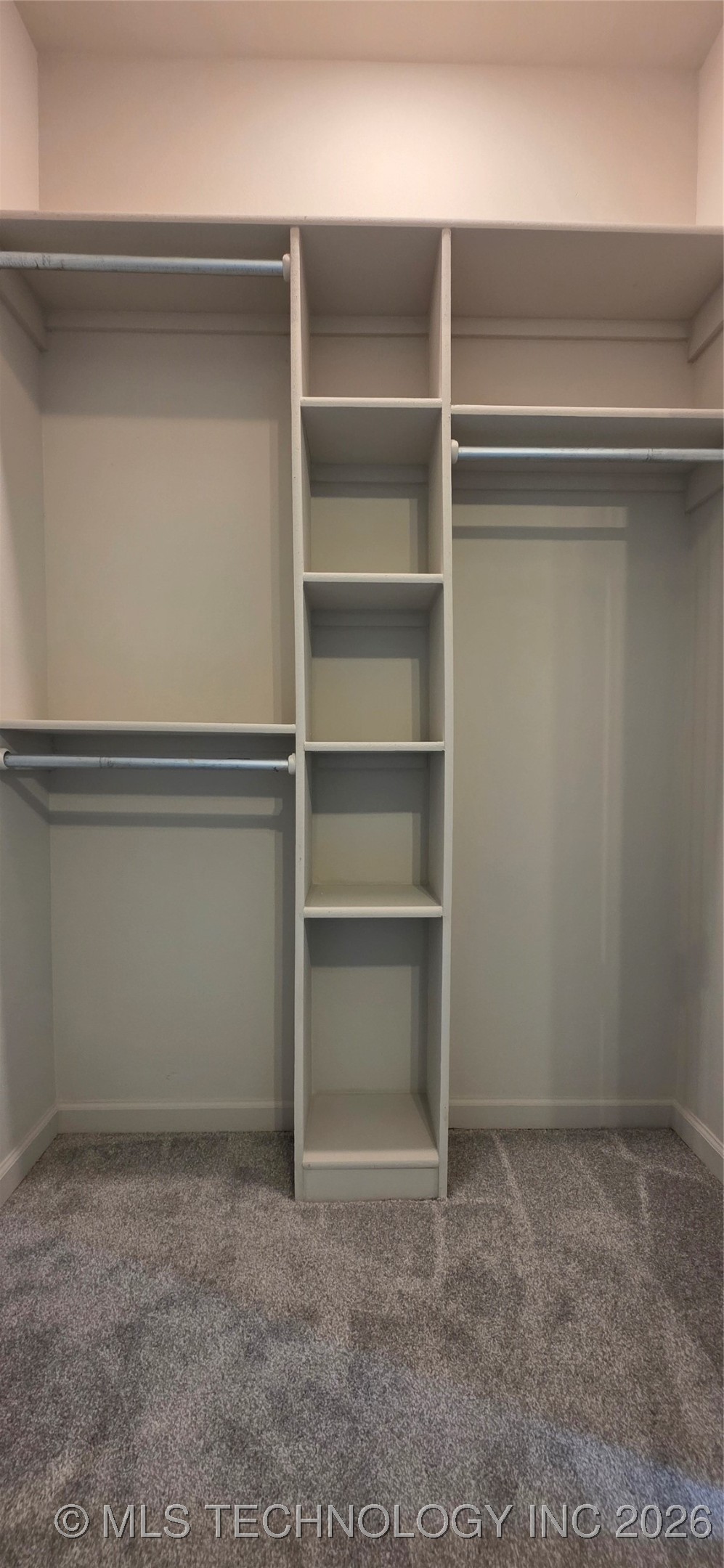 1019 E Delmar Place Property Photo 38