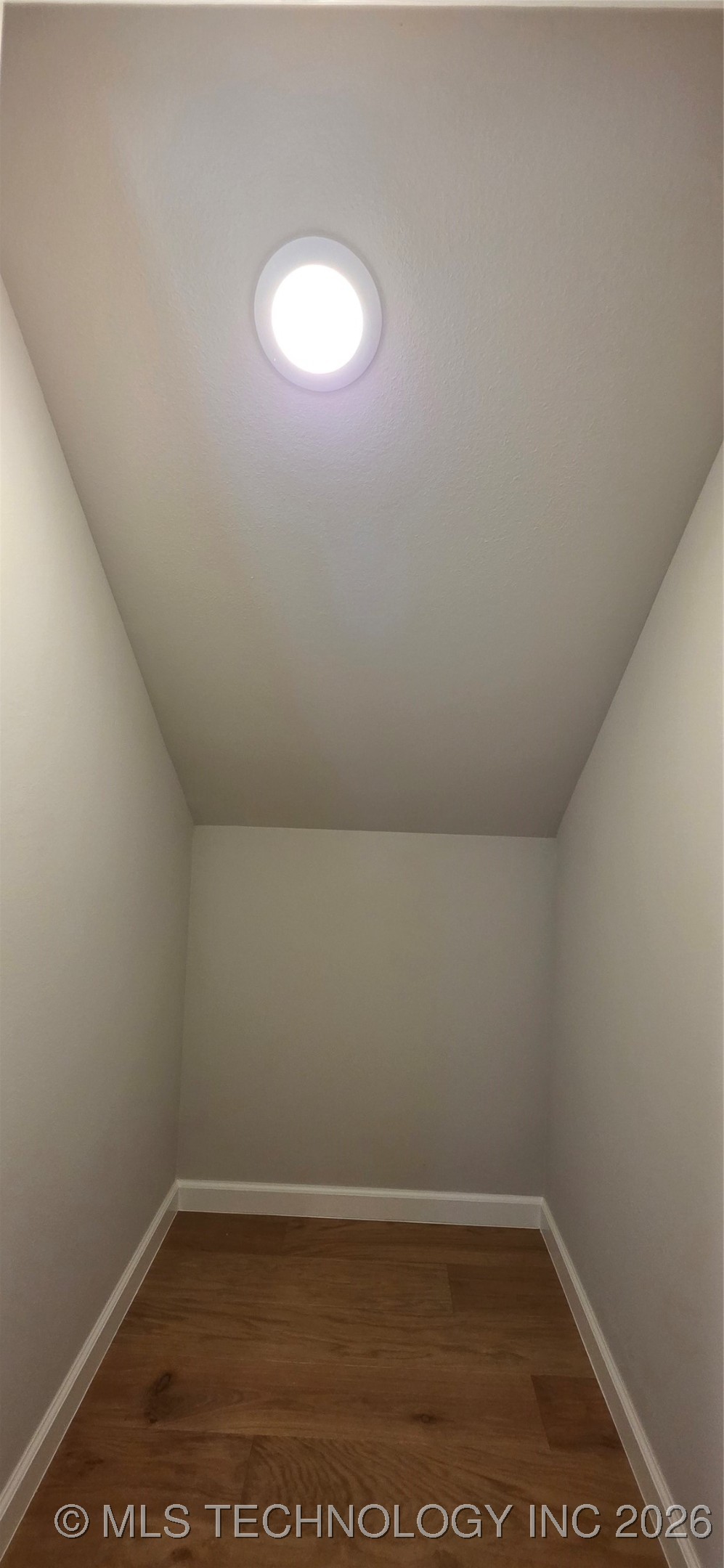 1019 E Delmar Place Property Photo 45