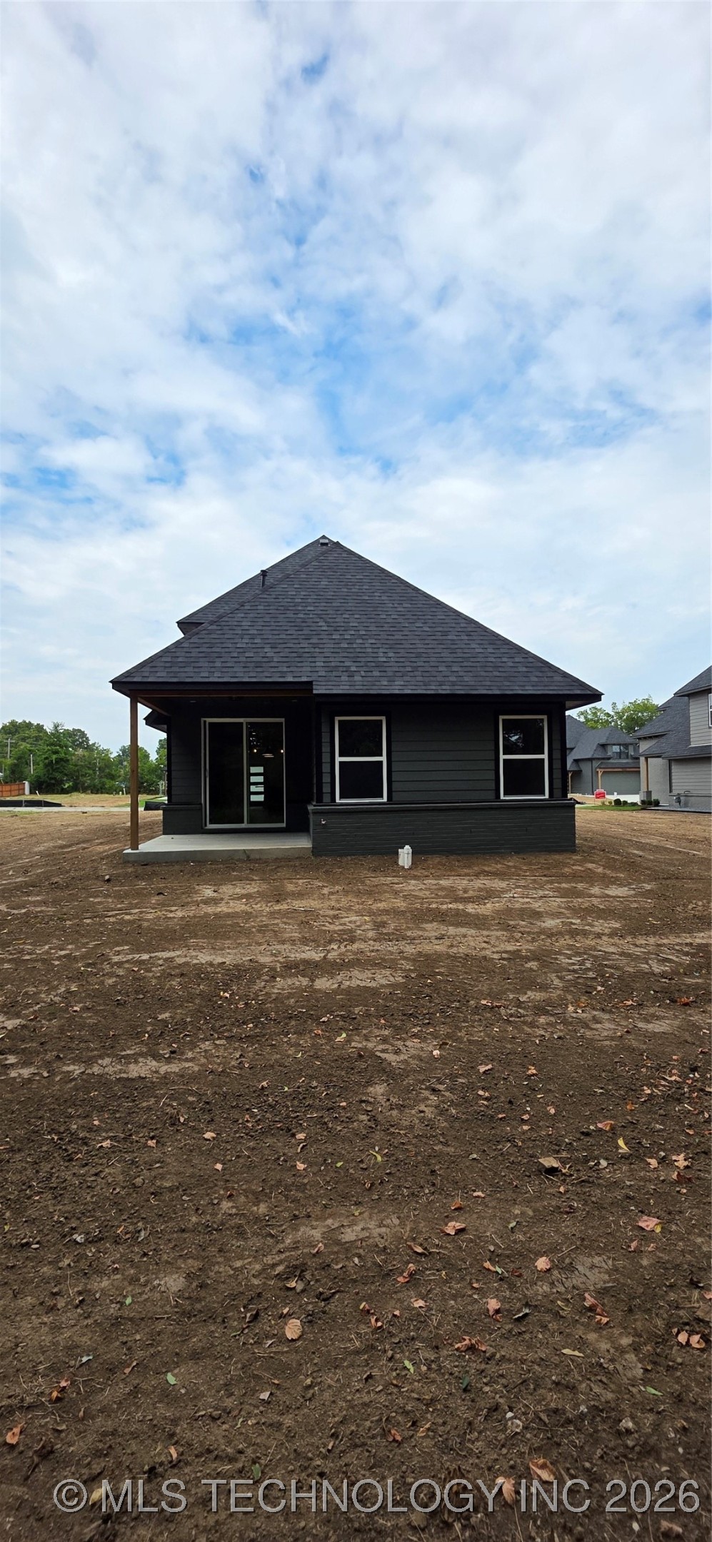 1019 E Delmar Place Property Photo 52