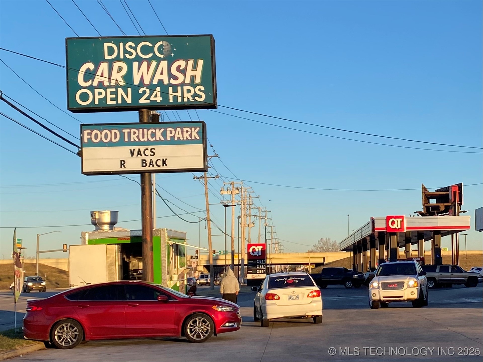 10150 E 11th Street Property Photo 17