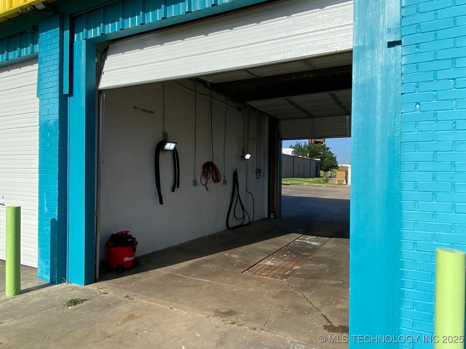 10150 E 11th Street Property Photo 26