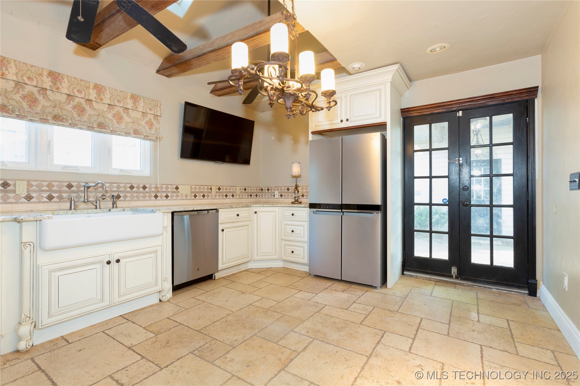 602 E Comanche Street Property Photo 15