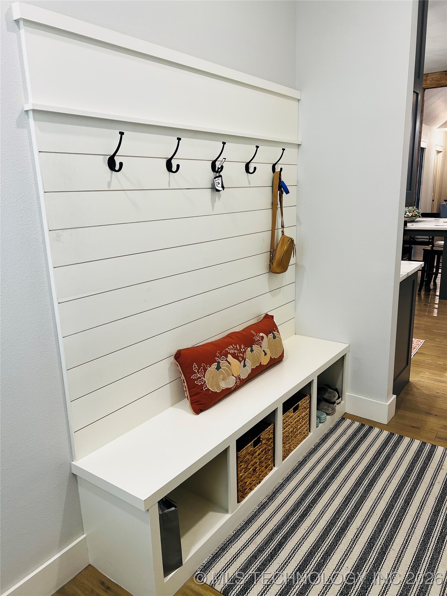 3611 N Country Club Circle Property Photo 4