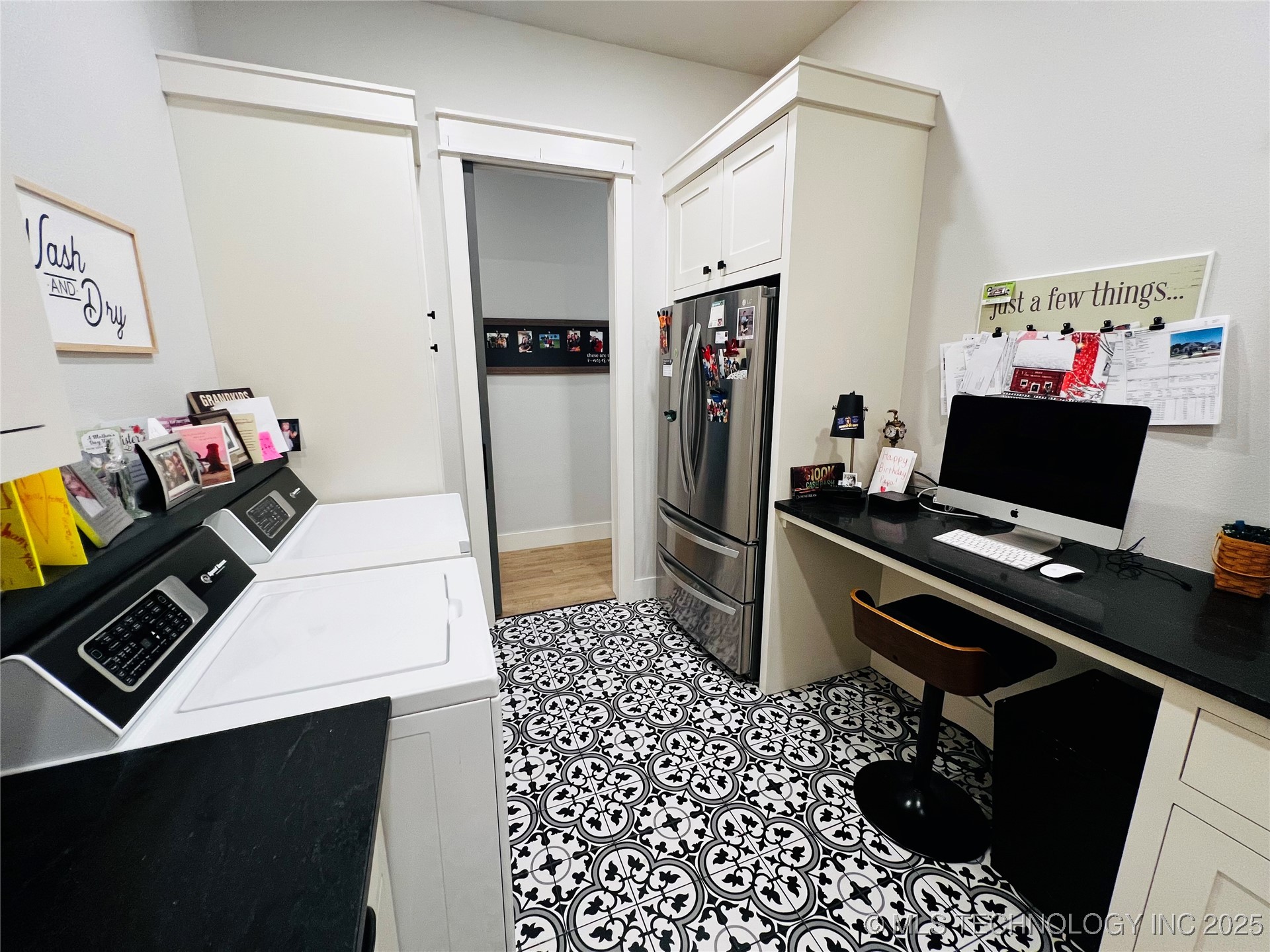 3611 N Country Club Circle Property Photo 5