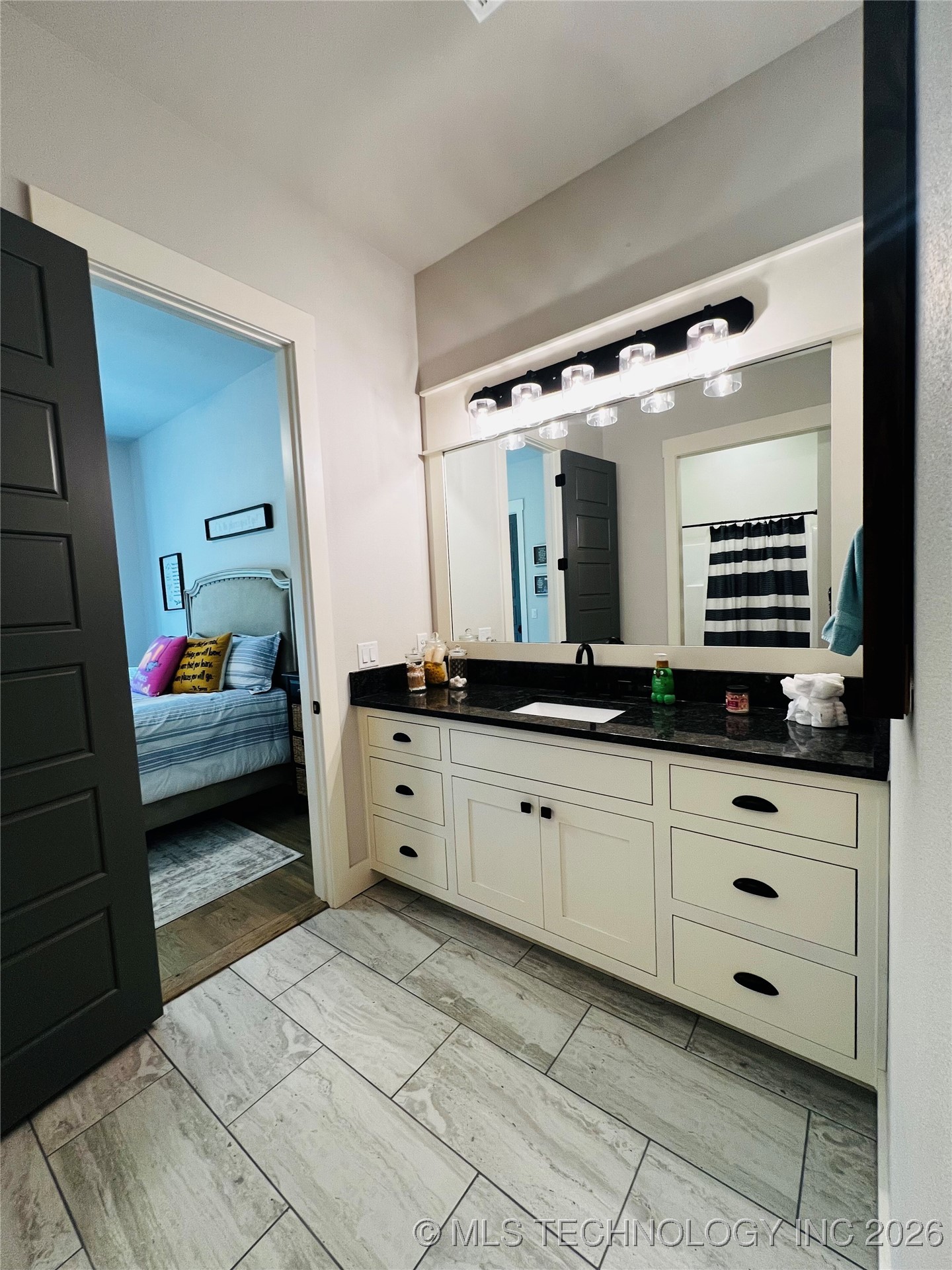 3611 N Country Club Circle Property Photo 11